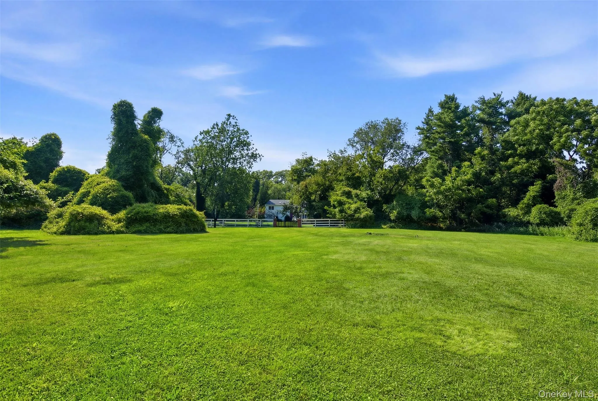 27 School Lane, Huntington, NY, 5 Bedrooms Bedrooms, 10 Rooms Rooms,4 BathroomsBathrooms,Residential,For Rent,School,0,1026840 27 School Lane, Huntington, NY, 5 Bedrooms Bedrooms, 10 Rooms Rooms,4 BathroomsBathrooms,Residential,For Rent,School,0,1026840