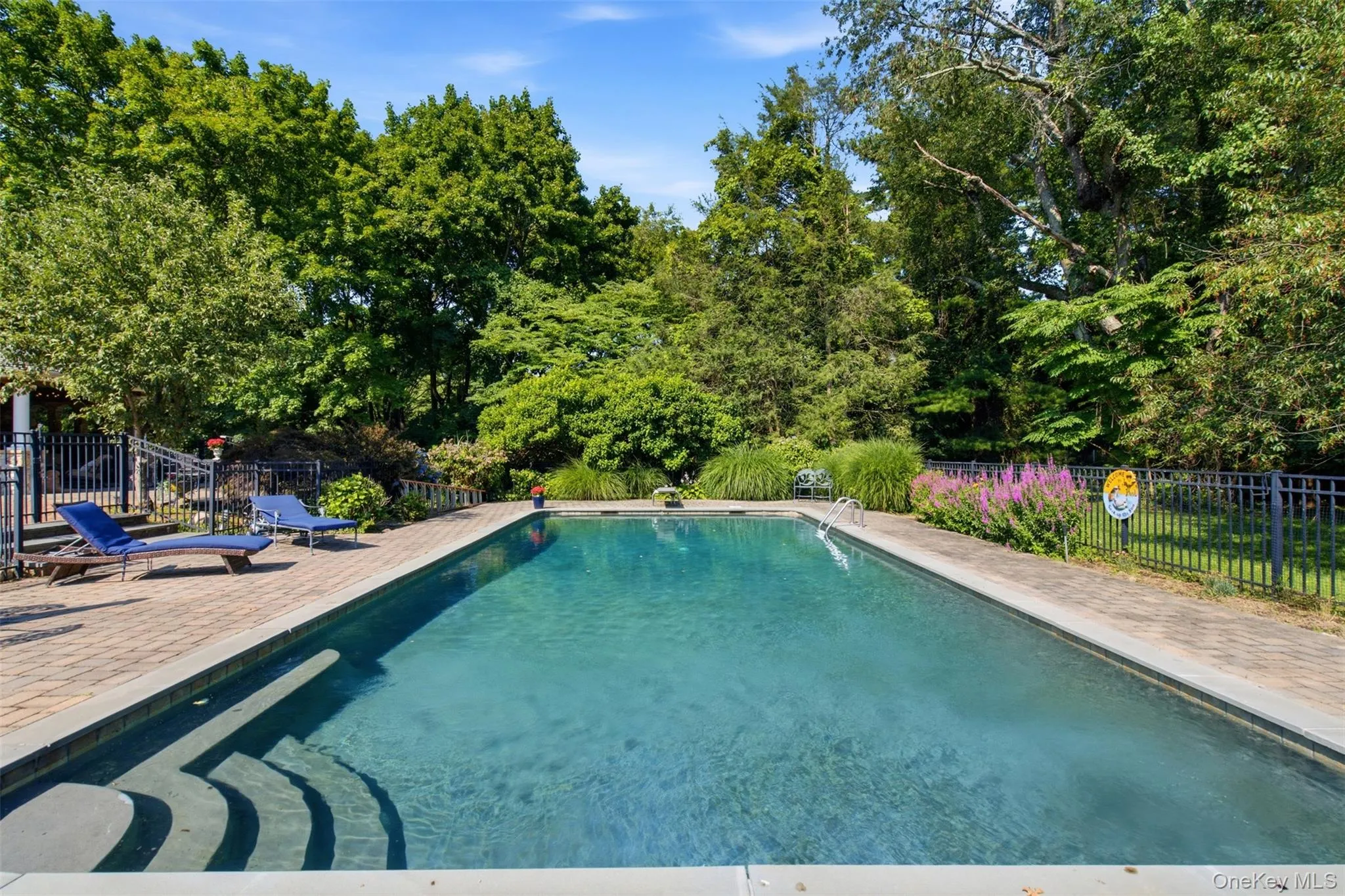 27 School Lane, Huntington, NY, 5 Bedrooms Bedrooms, 10 Rooms Rooms,4 BathroomsBathrooms,Residential,For Rent,School,0,1026840 27 School Lane, Huntington, NY, 5 Bedrooms Bedrooms, 10 Rooms Rooms,4 BathroomsBathrooms,Residential,For Rent,School,0,1026840