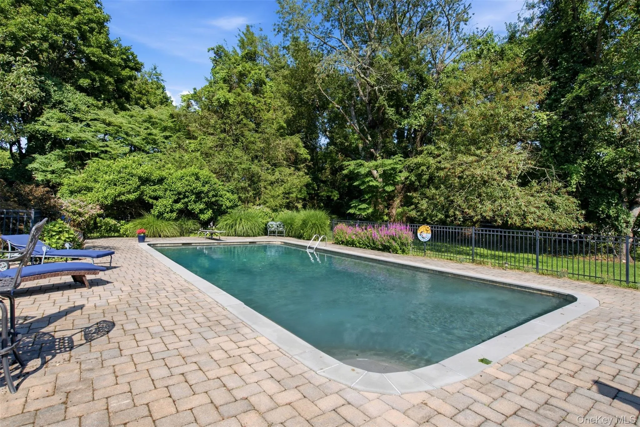 27 School Lane, Huntington, NY, 5 Bedrooms Bedrooms, 10 Rooms Rooms,4 BathroomsBathrooms,Residential,For Rent,School,0,1026840 27 School Lane, Huntington, NY, 5 Bedrooms Bedrooms, 10 Rooms Rooms,4 BathroomsBathrooms,Residential,For Rent,School,0,1026840