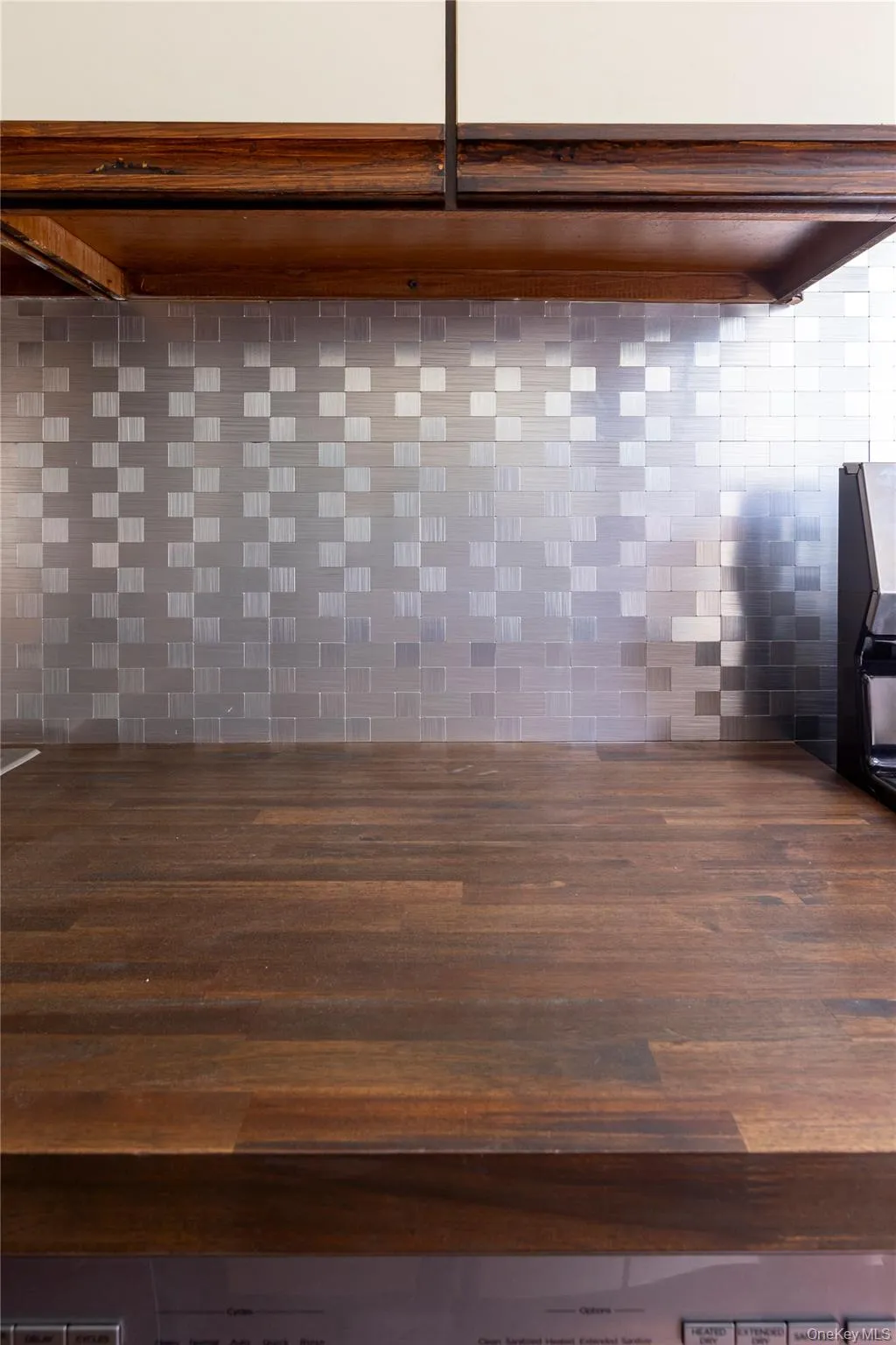 3656 Johnson Avenue, New York, NY, 1 Bedroom Bedrooms, 3 Rooms Rooms,1 BathroomBathrooms,Residential,For Rent,Johnson,0,1026841 3656 Johnson Avenue, New York, NY, 1 Bedroom Bedrooms, 3 Rooms Rooms,1 BathroomBathrooms,Residential,For Rent,Johnson,0,1026841