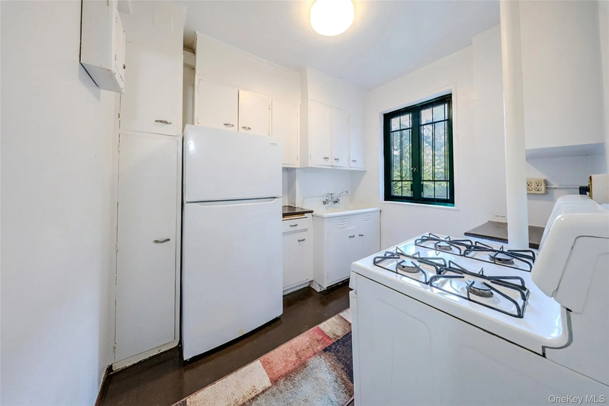1605 Metropolitan Avenue, New York, NY, 1 Bedroom Bedrooms, 4 Rooms Rooms,1 BathroomBathrooms,Residential,For Rent,Metropolitan,0,1026842 1605 Metropolitan Avenue, New York, NY, 1 Bedroom Bedrooms, 4 Rooms Rooms,1 BathroomBathrooms,Residential,For Rent,Metropolitan,0,1026842
