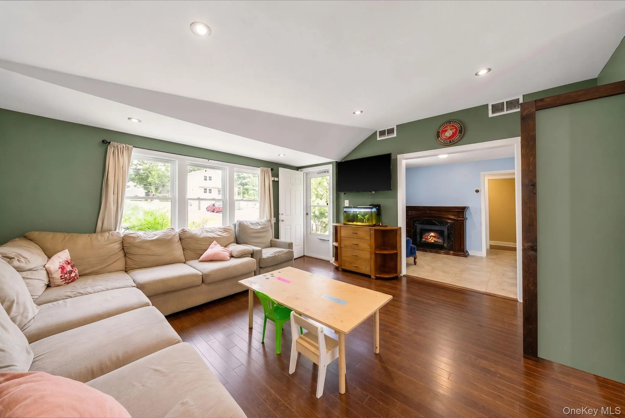 67 Bullard Street, Brookhaven, NY, 3 Bedrooms Bedrooms, 6 Rooms Rooms,1 BathroomBathrooms,Residential,For Rent,Bullard,0,1026847 67 Bullard Street, Brookhaven, NY, 3 Bedrooms Bedrooms, 6 Rooms Rooms,1 BathroomBathrooms,Residential,For Rent,Bullard,0,1026847