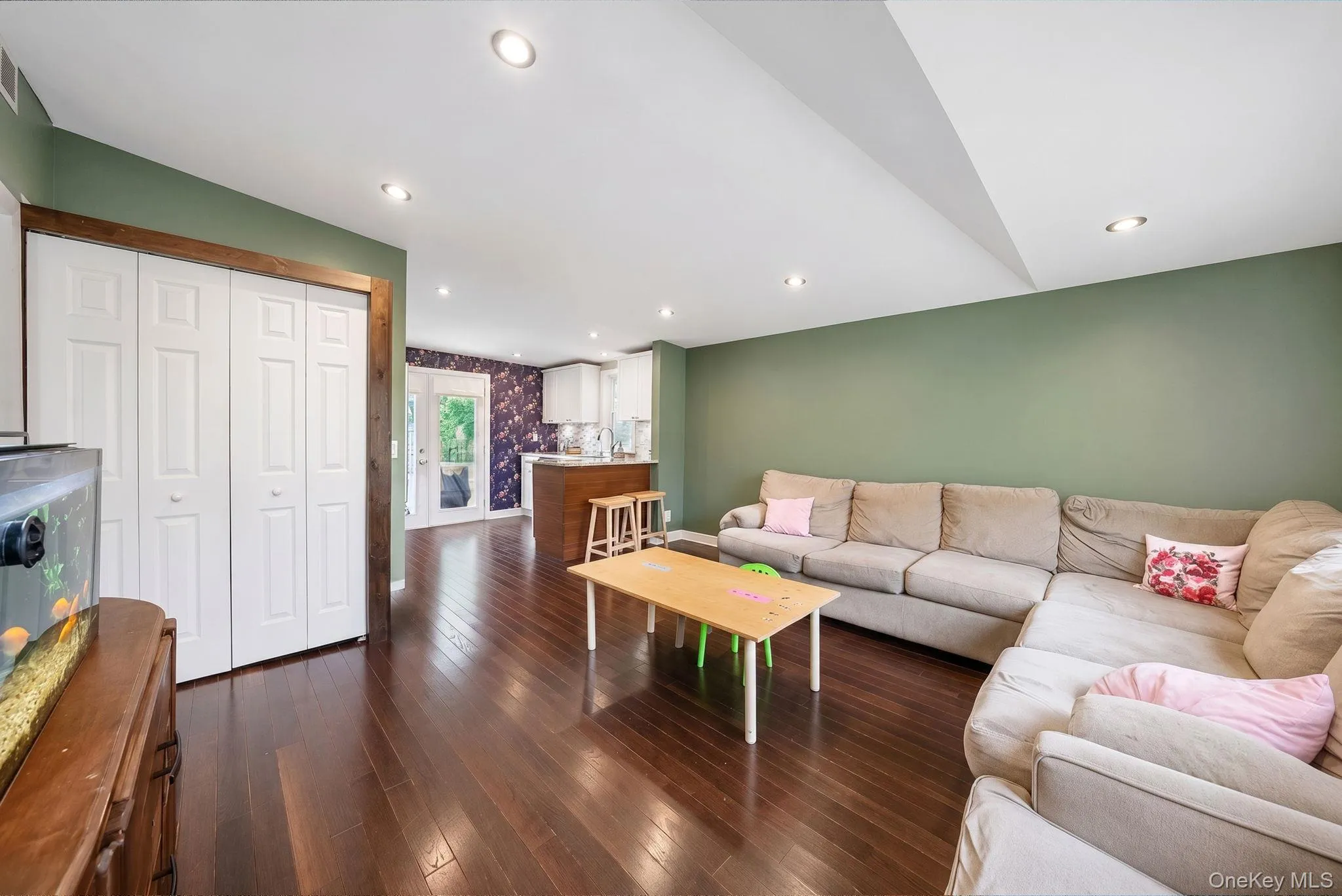 67 Bullard Street, Brookhaven, NY, 3 Bedrooms Bedrooms, 6 Rooms Rooms,1 BathroomBathrooms,Residential,For Rent,Bullard,0,1026847 67 Bullard Street, Brookhaven, NY, 3 Bedrooms Bedrooms, 6 Rooms Rooms,1 BathroomBathrooms,Residential,For Rent,Bullard,0,1026847