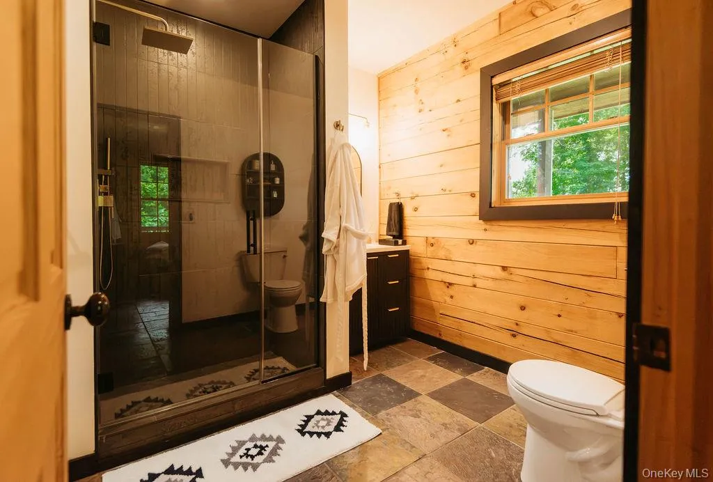 86 Sunset View Drive, Saugerties, NY, 4 Bedrooms Bedrooms, 8 Rooms Rooms,3 BathroomsBathrooms,Residential,For Rent,Sunset View,0,1026853 86 Sunset View Drive, Saugerties, NY, 4 Bedrooms Bedrooms, 8 Rooms Rooms,3 BathroomsBathrooms,Residential,For Rent,Sunset View,0,1026853