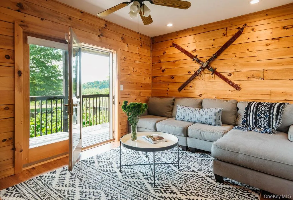 86 Sunset View Drive, Saugerties, NY, 4 Bedrooms Bedrooms, 8 Rooms Rooms,3 BathroomsBathrooms,Residential,For Rent,Sunset View,0,1026853 86 Sunset View Drive, Saugerties, NY, 4 Bedrooms Bedrooms, 8 Rooms Rooms,3 BathroomsBathrooms,Residential,For Rent,Sunset View,0,1026853