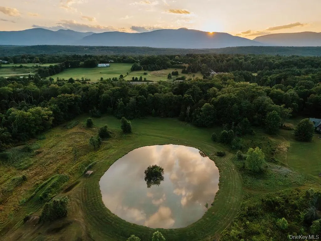 86 Sunset View Drive, Saugerties, NY, 4 Bedrooms Bedrooms, 8 Rooms Rooms,3 BathroomsBathrooms,Residential,For Rent,Sunset View,0,1026853 86 Sunset View Drive, Saugerties, NY, 4 Bedrooms Bedrooms, 8 Rooms Rooms,3 BathroomsBathrooms,Residential,For Rent,Sunset View,0,1026853