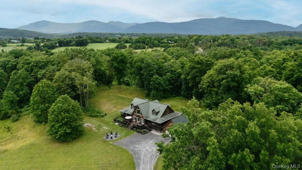 86 Sunset View Drive, Saugerties, NY, 4 Bedrooms Bedrooms, 8 Rooms Rooms,3 BathroomsBathrooms,Residential,For Rent,Sunset View,0,1026853 86 Sunset View Drive, Saugerties, NY, 4 Bedrooms Bedrooms, 8 Rooms Rooms,3 BathroomsBathrooms,Residential,For Rent,Sunset View,0,1026853