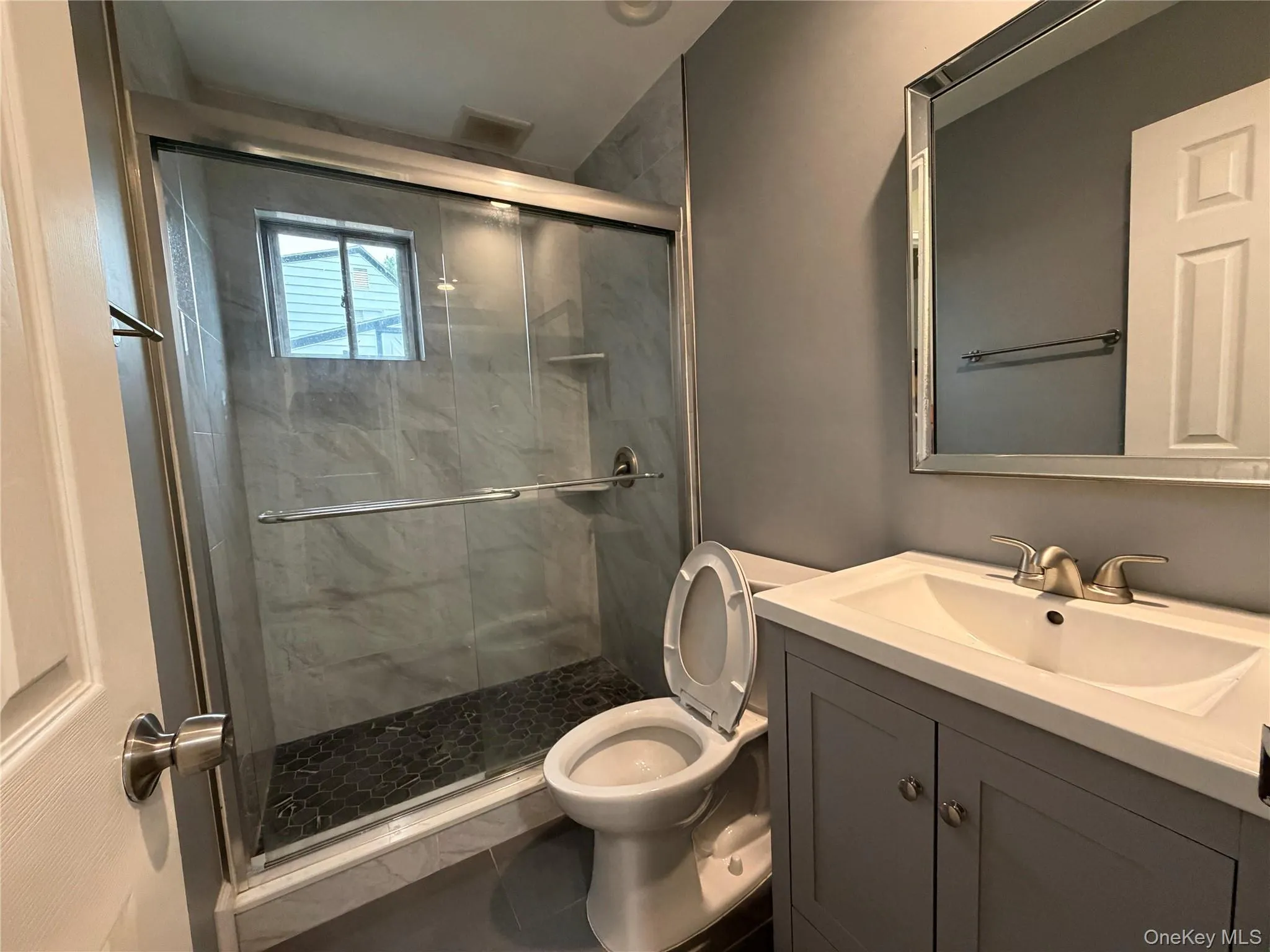 196 Sterling Street, Brookhaven, NY, 4 Bedrooms Bedrooms, 8 Rooms Rooms,2 BathroomsBathrooms,Residential Lease,For Rent,Sterling,0,1026858 196 Sterling Street, Brookhaven, NY, 4 Bedrooms Bedrooms, 8 Rooms Rooms,2 BathroomsBathrooms,Residential Lease,For Rent,Sterling,0,1026858