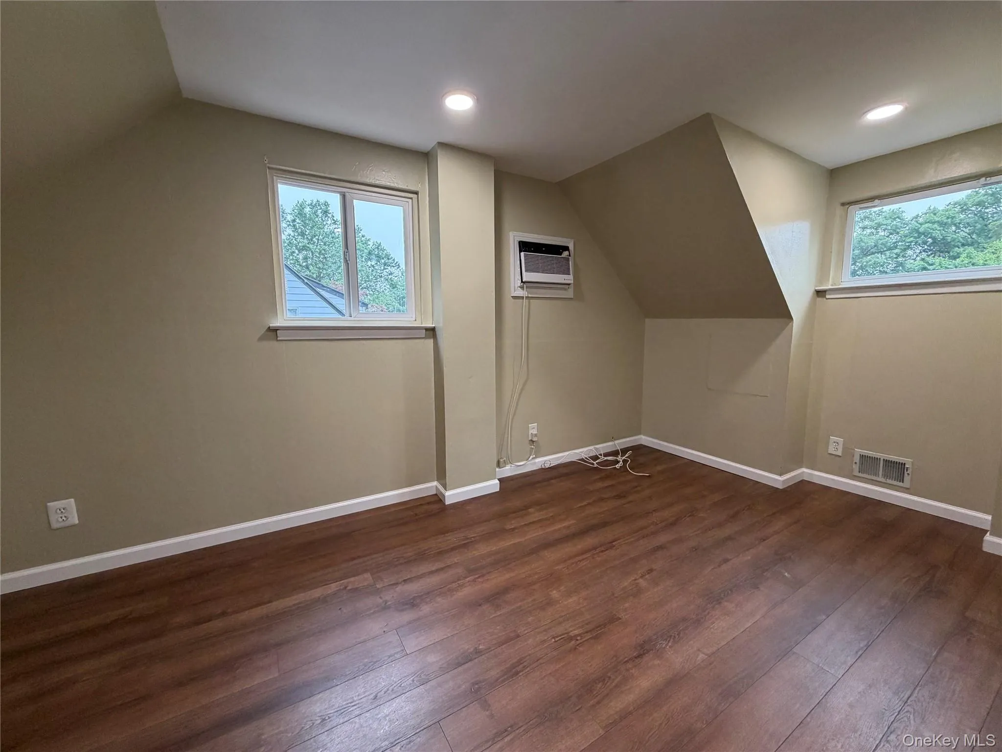 196 Sterling Street, Brookhaven, NY, 4 Bedrooms Bedrooms, 8 Rooms Rooms,2 BathroomsBathrooms,Residential Lease,For Rent,Sterling,0,1026858 196 Sterling Street, Brookhaven, NY, 4 Bedrooms Bedrooms, 8 Rooms Rooms,2 BathroomsBathrooms,Residential Lease,For Rent,Sterling,0,1026858