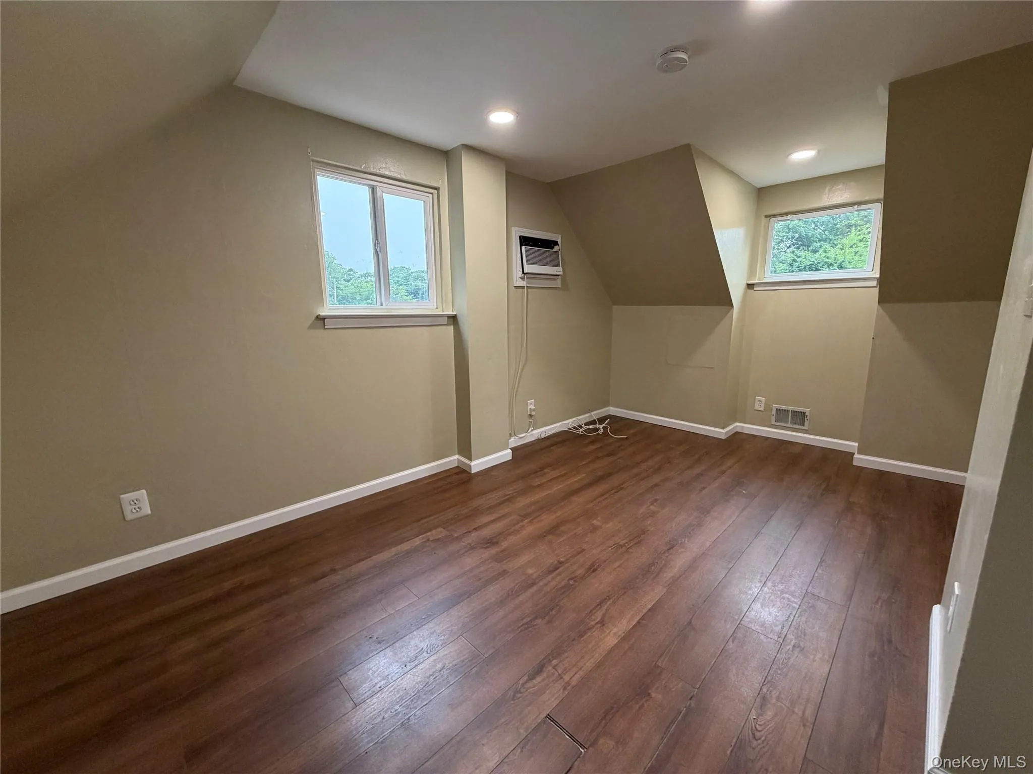 196 Sterling Street, Brookhaven, NY, 4 Bedrooms Bedrooms, 8 Rooms Rooms,2 BathroomsBathrooms,Residential Lease,For Rent,Sterling,0,1026858 196 Sterling Street, Brookhaven, NY, 4 Bedrooms Bedrooms, 8 Rooms Rooms,2 BathroomsBathrooms,Residential Lease,For Rent,Sterling,0,1026858