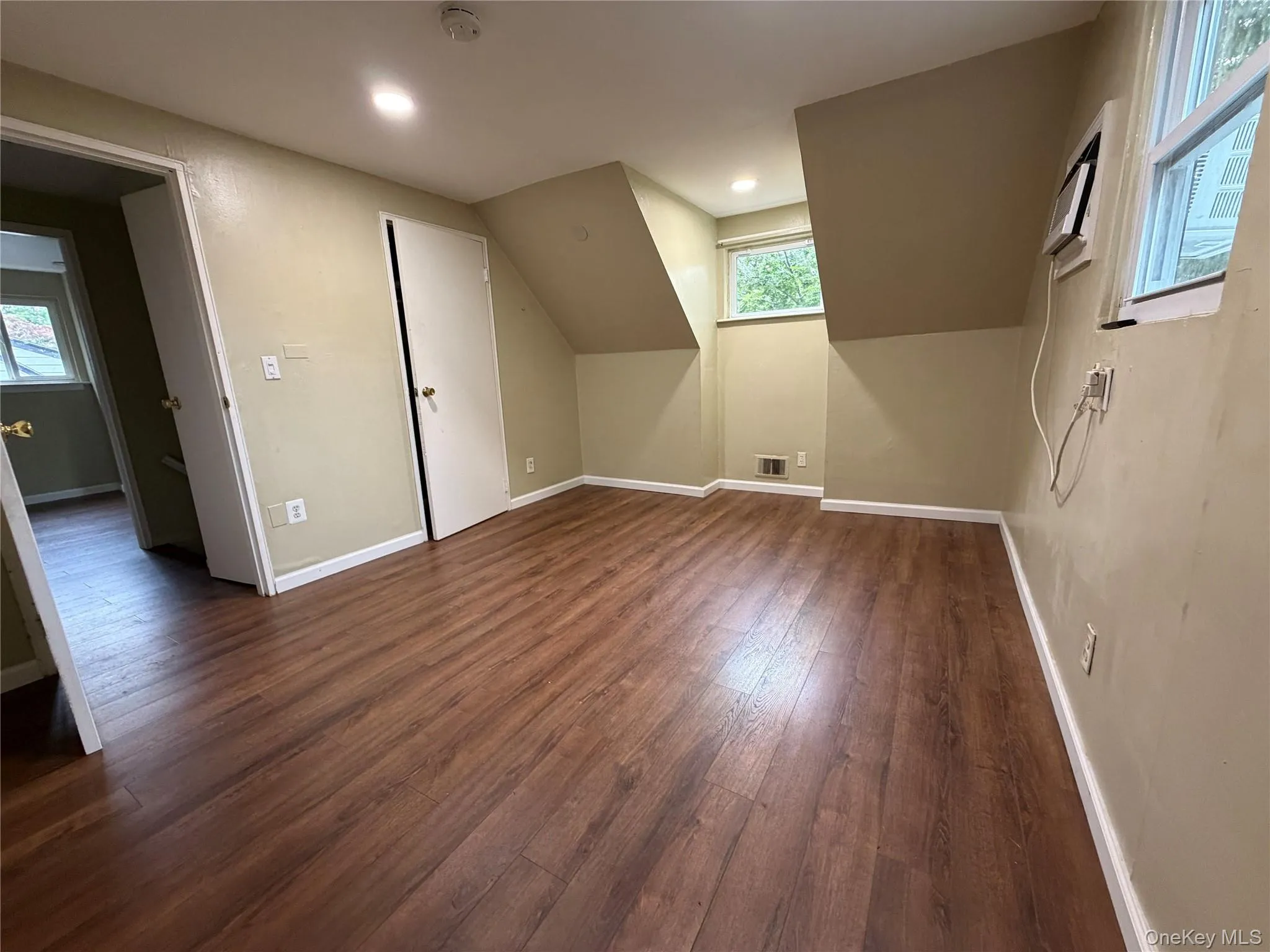 196 Sterling Street, Brookhaven, NY, 4 Bedrooms Bedrooms, 8 Rooms Rooms,2 BathroomsBathrooms,Residential Lease,For Rent,Sterling,0,1026858 196 Sterling Street, Brookhaven, NY, 4 Bedrooms Bedrooms, 8 Rooms Rooms,2 BathroomsBathrooms,Residential Lease,For Rent,Sterling,0,1026858