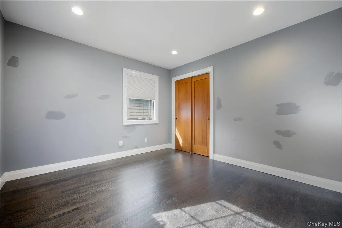 2 Cornwall Lane, North Hempstead, NY, 3 Bedrooms Bedrooms, 6 Rooms Rooms,2 BathroomsBathrooms,Residential Lease,For Rent,Cornwall,0,1026867 2 Cornwall Lane, North Hempstead, NY, 3 Bedrooms Bedrooms, 6 Rooms Rooms,2 BathroomsBathrooms,Residential Lease,For Rent,Cornwall,0,1026867