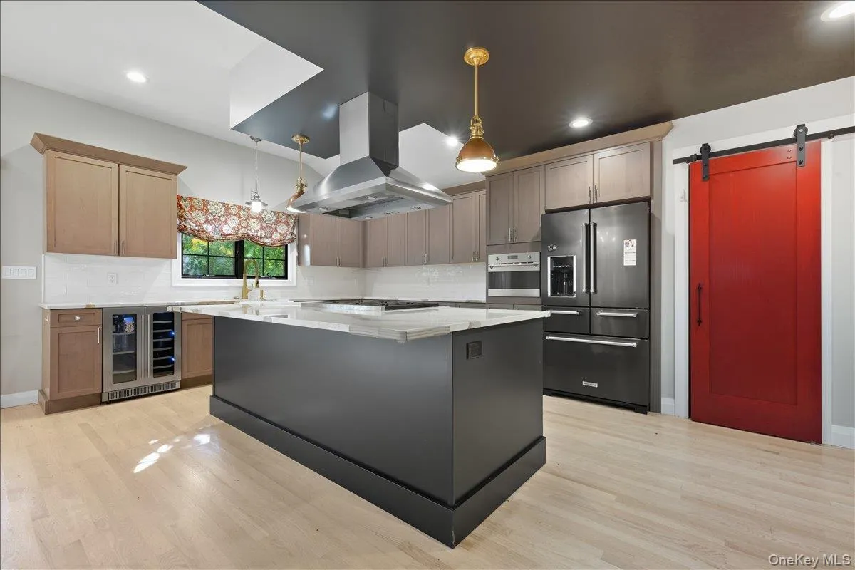 2 Cornwall Lane, North Hempstead, NY, 3 Bedrooms Bedrooms, 6 Rooms Rooms,2 BathroomsBathrooms,Residential Lease,For Rent,Cornwall,0,1026867 2 Cornwall Lane, North Hempstead, NY, 3 Bedrooms Bedrooms, 6 Rooms Rooms,2 BathroomsBathrooms,Residential Lease,For Rent,Cornwall,0,1026867
