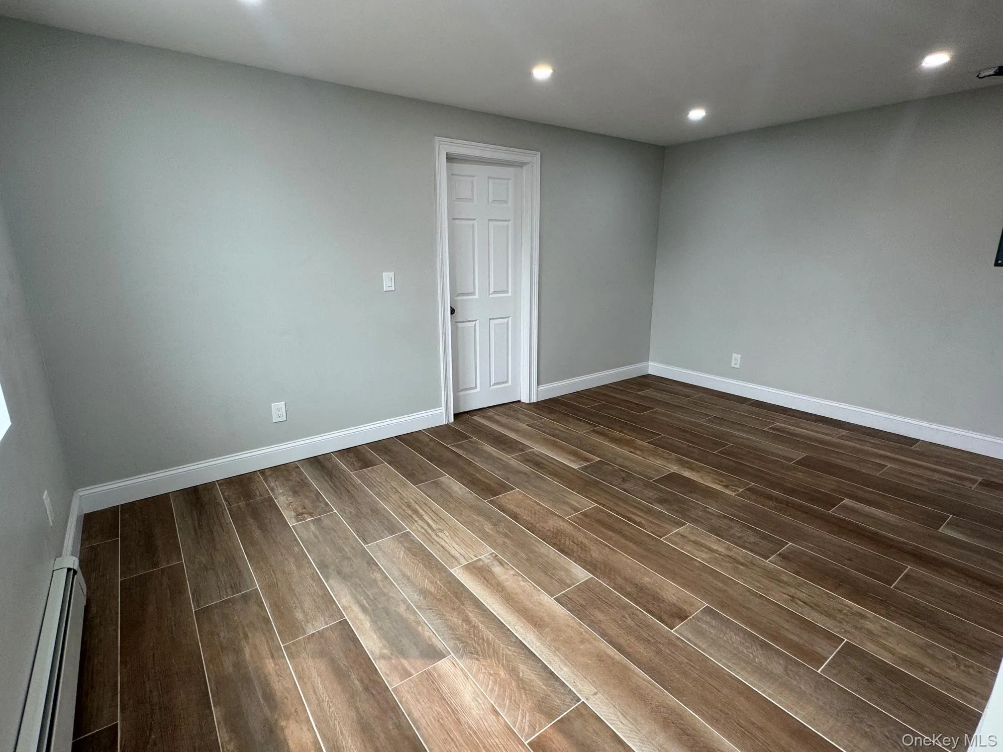 233 Franklin Street, Hempstead, NY, 1 Bedroom Bedrooms, 4 Rooms Rooms,1 BathroomBathrooms,Residential Lease,For Rent,Franklin,0,1026871 233 Franklin Street, Hempstead, NY, 1 Bedroom Bedrooms, 4 Rooms Rooms,1 BathroomBathrooms,Residential Lease,For Rent,Franklin,0,1026871
