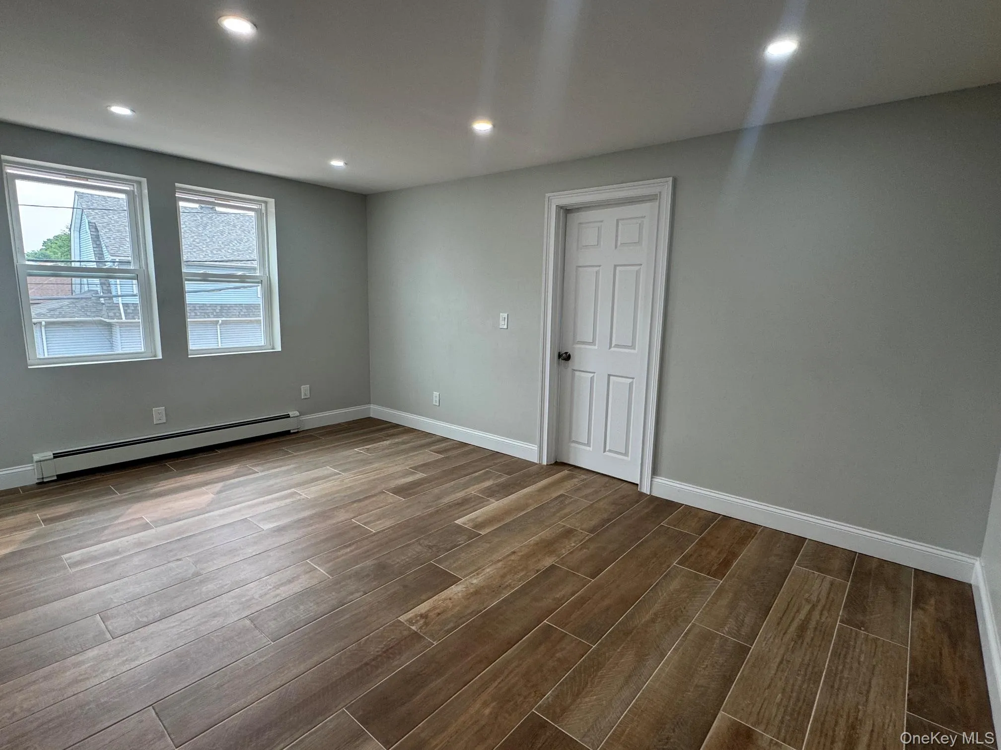 233 Franklin Street, Hempstead, NY, 1 Bedroom Bedrooms, 4 Rooms Rooms,1 BathroomBathrooms,Residential Lease,For Rent,Franklin,0,1026871 233 Franklin Street, Hempstead, NY, 1 Bedroom Bedrooms, 4 Rooms Rooms,1 BathroomBathrooms,Residential Lease,For Rent,Franklin,0,1026871