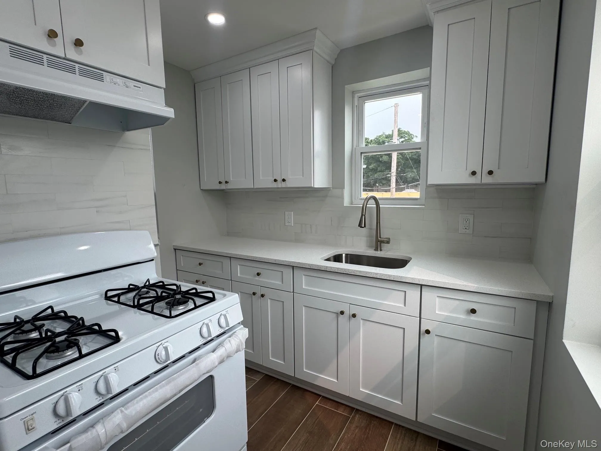 233 Franklin Street, Hempstead, NY, 1 Bedroom Bedrooms, 4 Rooms Rooms,1 BathroomBathrooms,Residential Lease,For Rent,Franklin,0,1026871 233 Franklin Street, Hempstead, NY, 1 Bedroom Bedrooms, 4 Rooms Rooms,1 BathroomBathrooms,Residential Lease,For Rent,Franklin,0,1026871