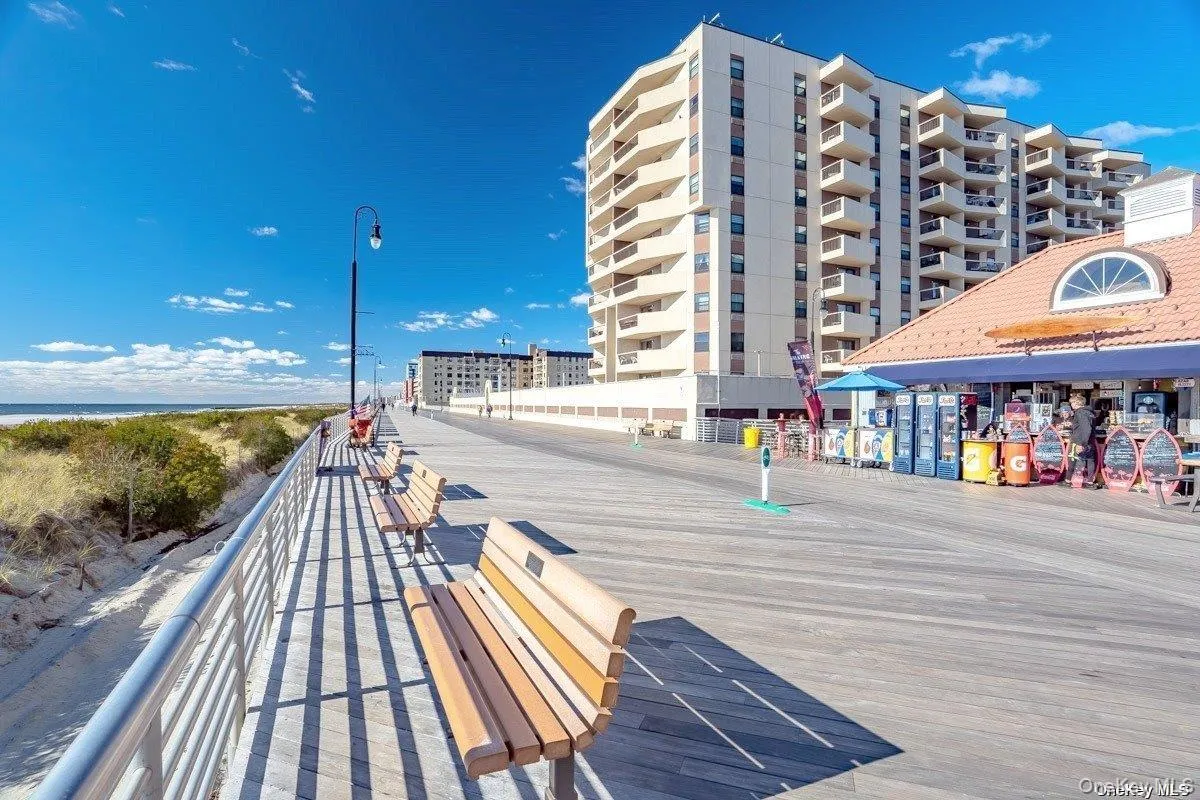 360 Shore Road, Long Beach, NY, 2 Bedrooms Bedrooms, 5 Rooms Rooms,2 BathroomsBathrooms,Residential,For Rent,Shore,0,1026877 360 Shore Road, Long Beach, NY, 2 Bedrooms Bedrooms, 5 Rooms Rooms,2 BathroomsBathrooms,Residential,For Rent,Shore,0,1026877