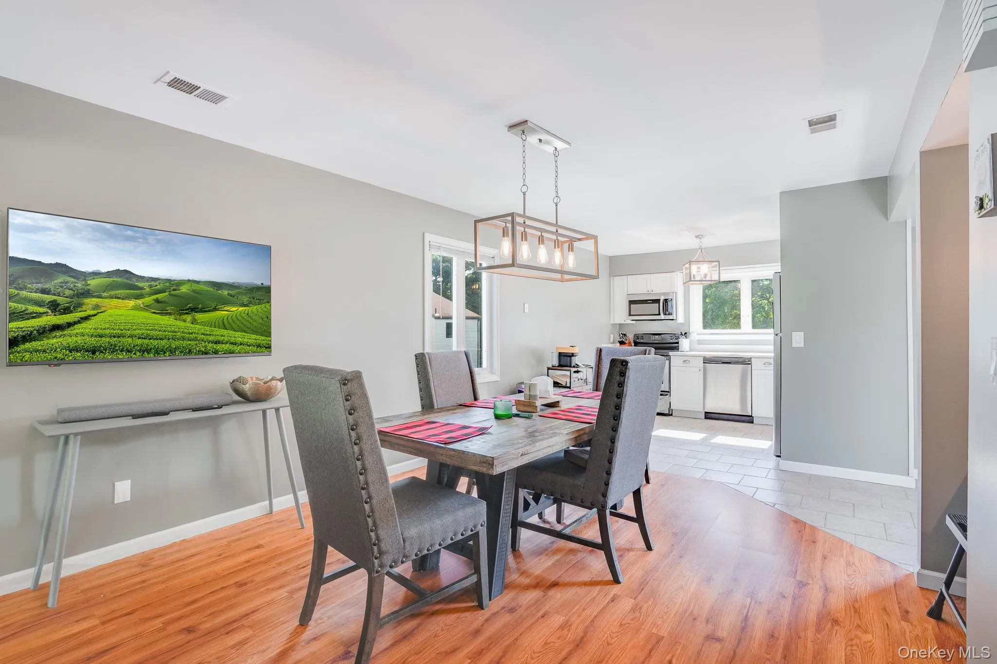 125 Stringham Road, La Grange, NY, 1 Bedroom Bedrooms, 4 Rooms Rooms,1 BathroomBathrooms,Residential Lease,For Rent,Stringham,0,1026879 125 Stringham Road, La Grange, NY, 1 Bedroom Bedrooms, 4 Rooms Rooms,1 BathroomBathrooms,Residential Lease,For Rent,Stringham,0,1026879
