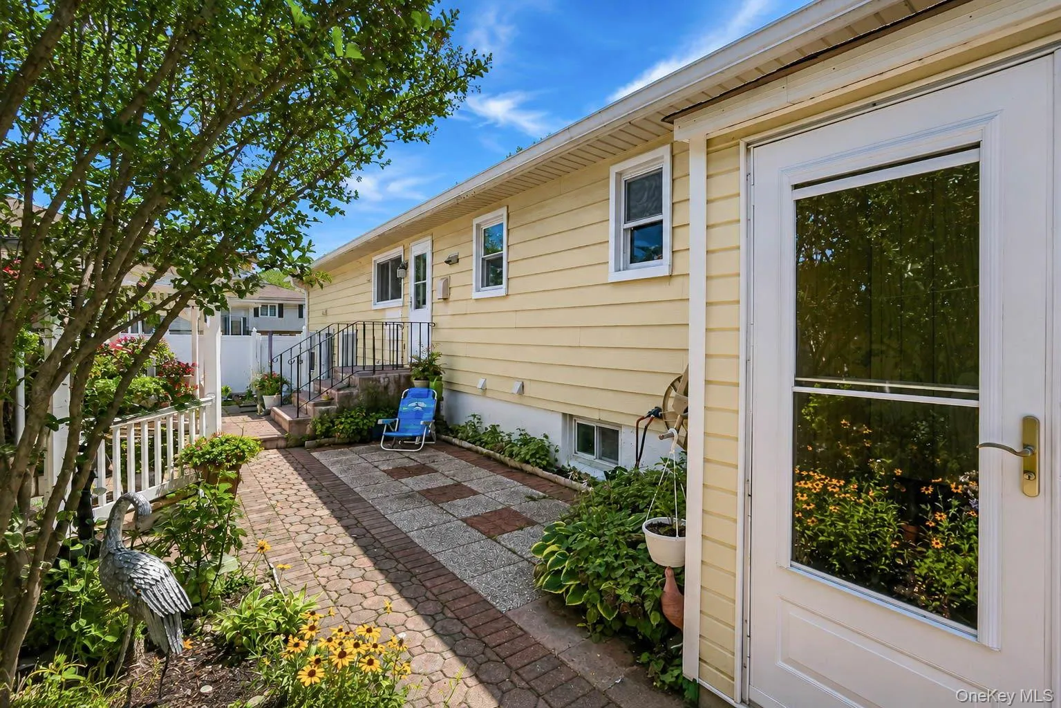 266 Albert Street, Babylon, NY, 4 Bedrooms Bedrooms, 10 Rooms Rooms,2 BathroomsBathrooms,Residential,For Rent,Albert,0,1026880 266 Albert Street, Babylon, NY, 4 Bedrooms Bedrooms, 10 Rooms Rooms,2 BathroomsBathrooms,Residential,For Rent,Albert,0,1026880