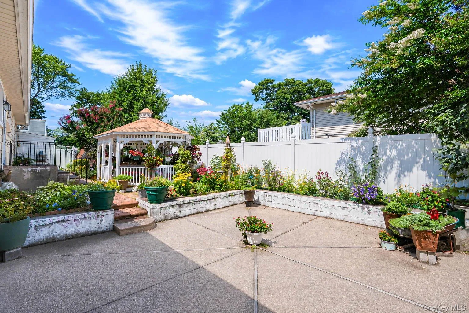 266 Albert Street, Babylon, NY, 4 Bedrooms Bedrooms, 10 Rooms Rooms,2 BathroomsBathrooms,Residential,For Rent,Albert,0,1026880 266 Albert Street, Babylon, NY, 4 Bedrooms Bedrooms, 10 Rooms Rooms,2 BathroomsBathrooms,Residential,For Rent,Albert,0,1026880