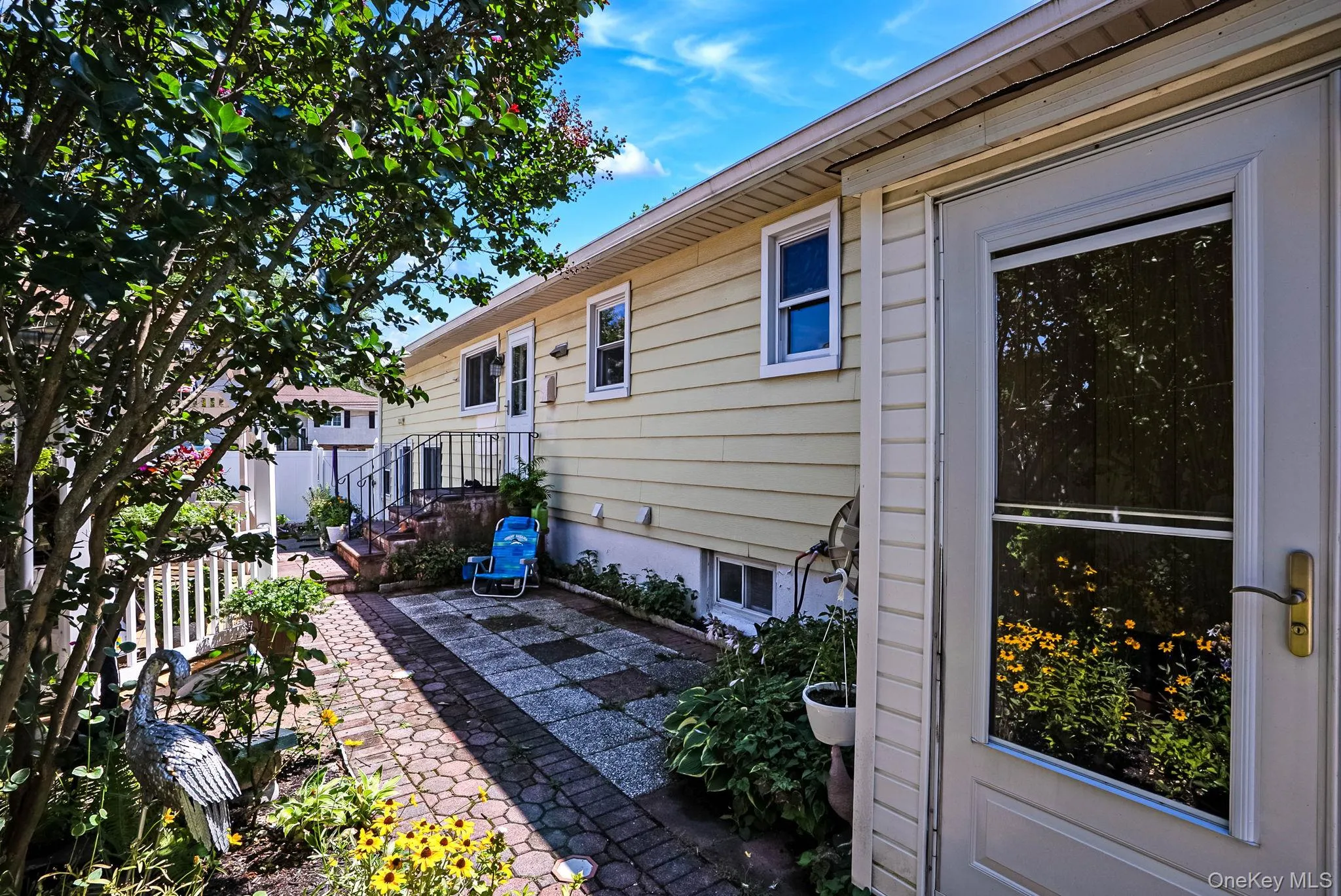 266 Albert Street, Babylon, NY, 4 Bedrooms Bedrooms, 10 Rooms Rooms,2 BathroomsBathrooms,Residential,For Rent,Albert,0,1026880 266 Albert Street, Babylon, NY, 4 Bedrooms Bedrooms, 10 Rooms Rooms,2 BathroomsBathrooms,Residential,For Rent,Albert,0,1026880
