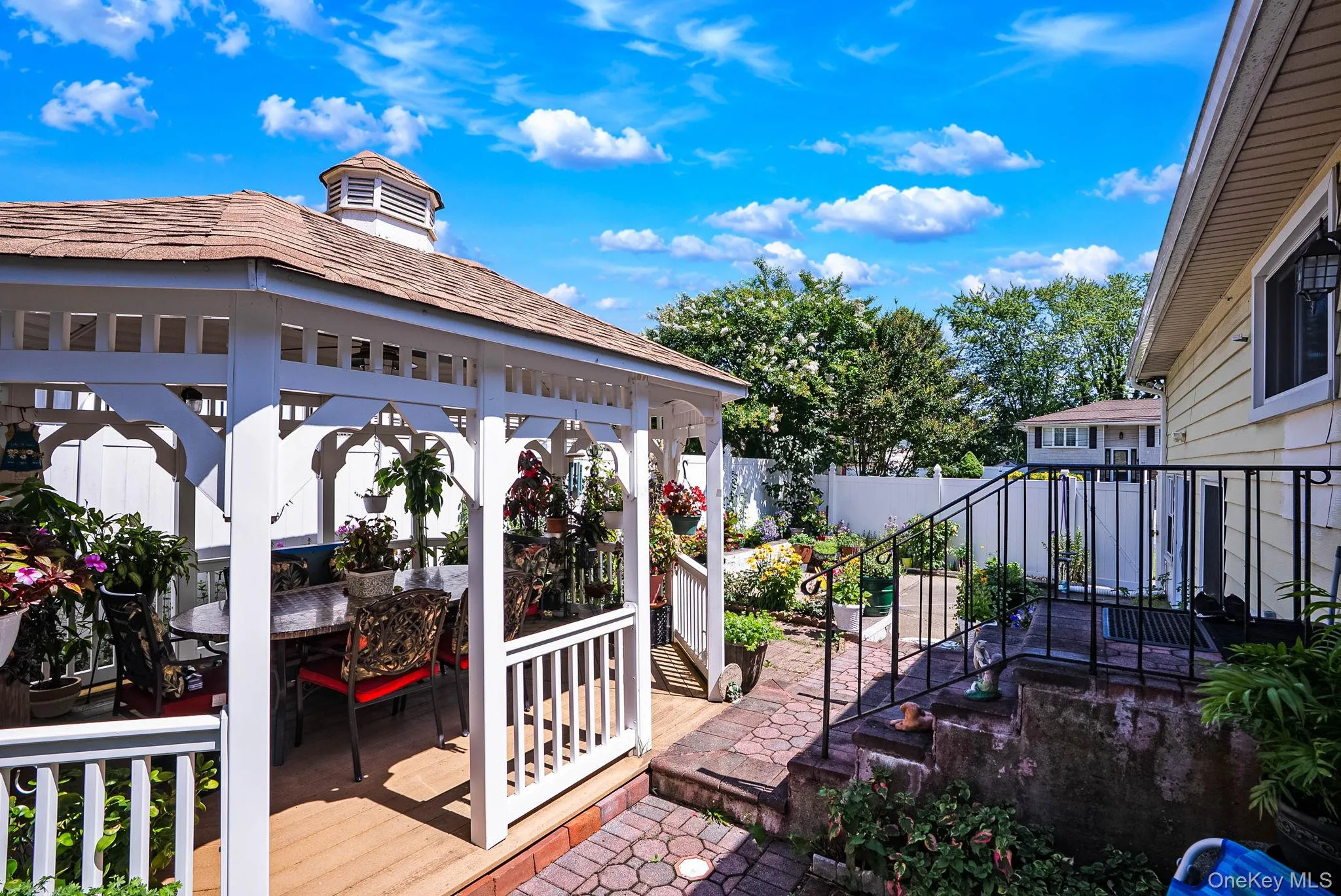 266 Albert Street, Babylon, NY, 4 Bedrooms Bedrooms, 10 Rooms Rooms,2 BathroomsBathrooms,Residential,For Rent,Albert,0,1026880 266 Albert Street, Babylon, NY, 4 Bedrooms Bedrooms, 10 Rooms Rooms,2 BathroomsBathrooms,Residential,For Rent,Albert,0,1026880