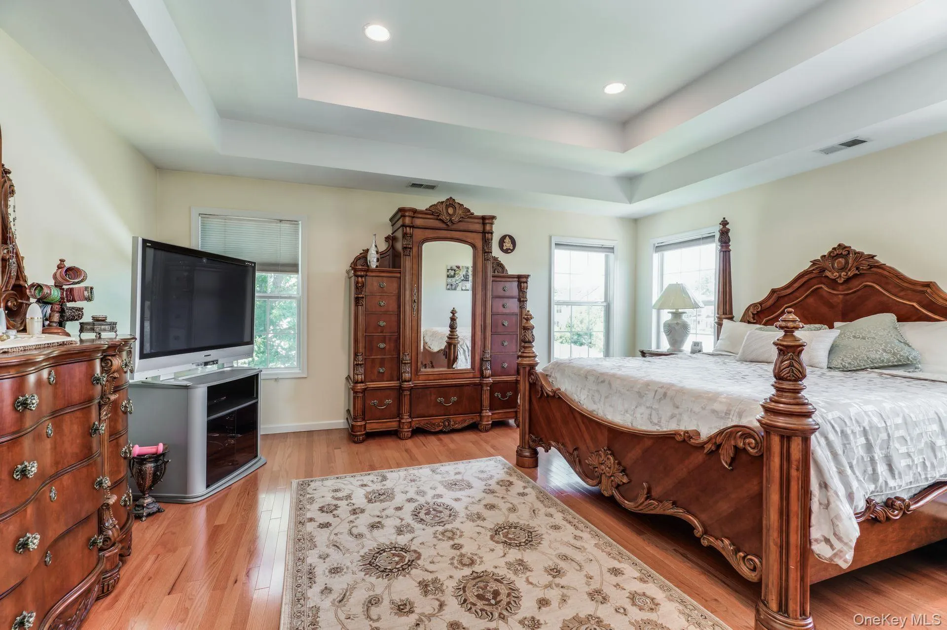 5 Daffodil Lane, Brookhaven, NY, 5 Bedrooms Bedrooms, 10 Rooms Rooms,2 BathroomsBathrooms,Residential Lease,For Rent,Daffodil,0,1026885 5 Daffodil Lane, Brookhaven, NY, 5 Bedrooms Bedrooms, 10 Rooms Rooms,2 BathroomsBathrooms,Residential Lease,For Rent,Daffodil,0,1026885