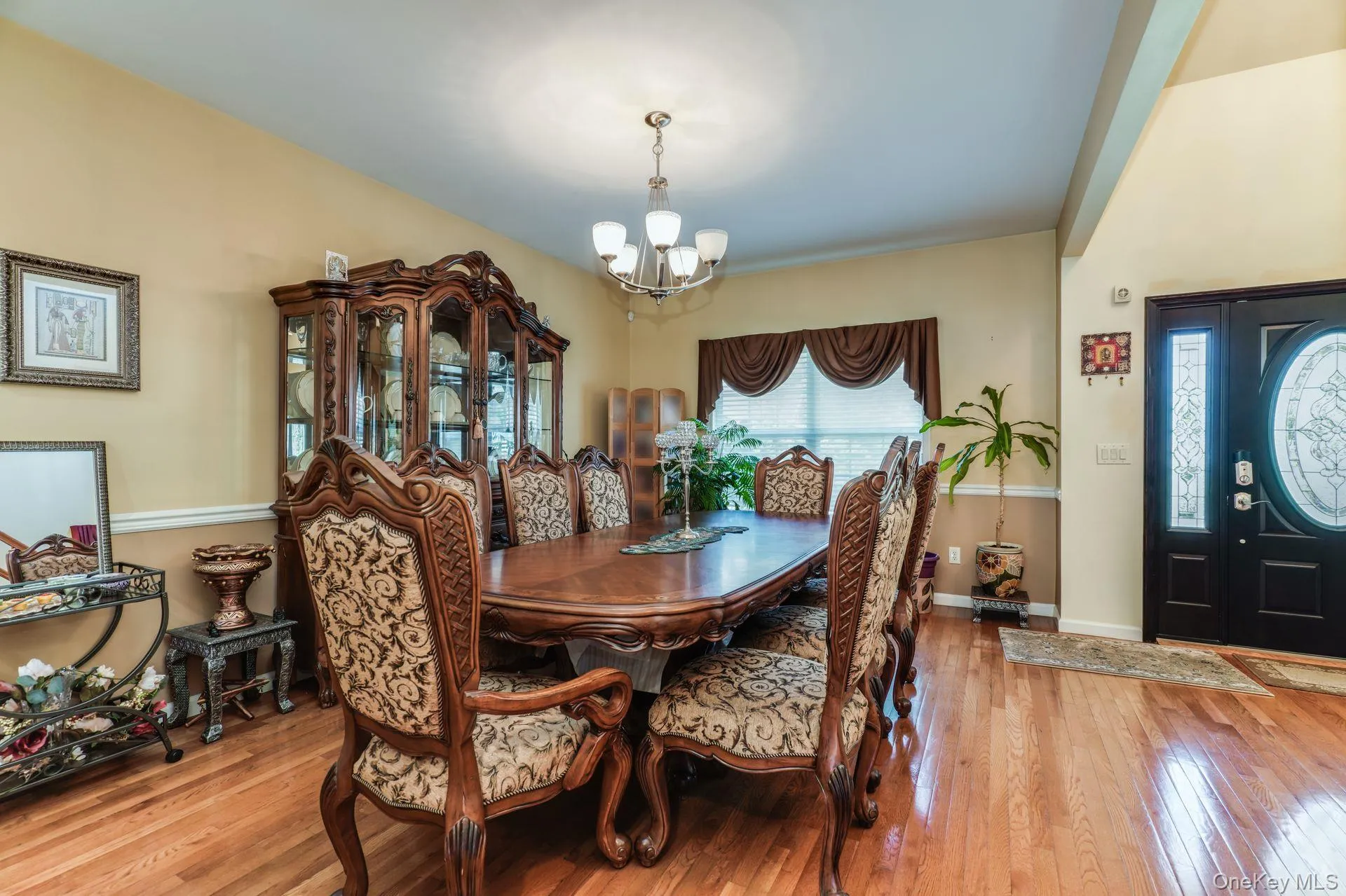 5 Daffodil Lane, Brookhaven, NY, 5 Bedrooms Bedrooms, 10 Rooms Rooms,2 BathroomsBathrooms,Residential Lease,For Rent,Daffodil,0,1026885 5 Daffodil Lane, Brookhaven, NY, 5 Bedrooms Bedrooms, 10 Rooms Rooms,2 BathroomsBathrooms,Residential Lease,For Rent,Daffodil,0,1026885