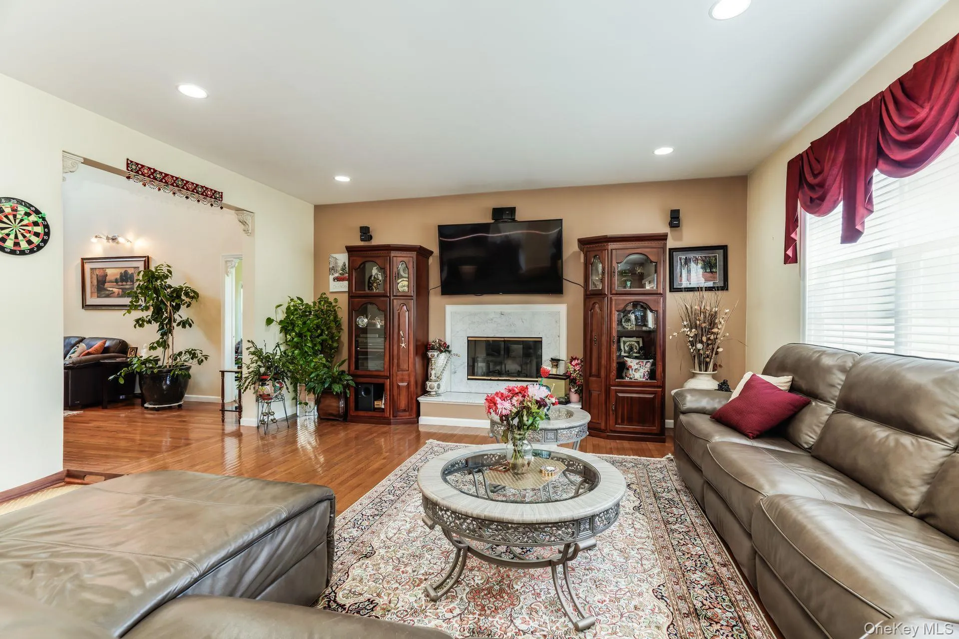 5 Daffodil Lane, Brookhaven, NY, 5 Bedrooms Bedrooms, 10 Rooms Rooms,2 BathroomsBathrooms,Residential Lease,For Rent,Daffodil,0,1026885 5 Daffodil Lane, Brookhaven, NY, 5 Bedrooms Bedrooms, 10 Rooms Rooms,2 BathroomsBathrooms,Residential Lease,For Rent,Daffodil,0,1026885