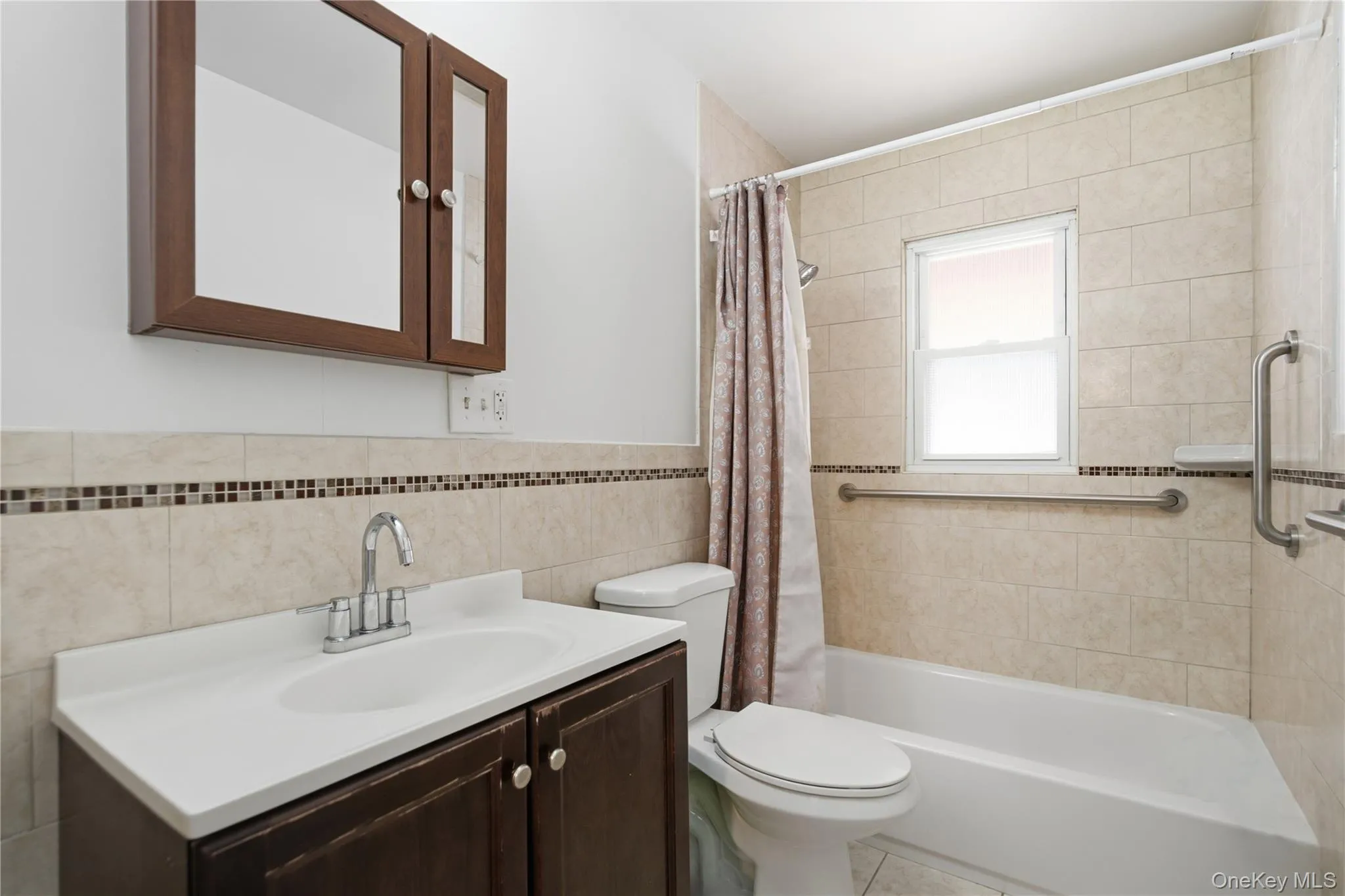 790 Woodside Drive, Hempstead, NY, 4 Bedrooms Bedrooms, 6 Rooms Rooms,2 BathroomsBathrooms,Residential,For Rent,Woodside,0,1026889 790 Woodside Drive, Hempstead, NY, 4 Bedrooms Bedrooms, 6 Rooms Rooms,2 BathroomsBathrooms,Residential,For Rent,Woodside,0,1026889