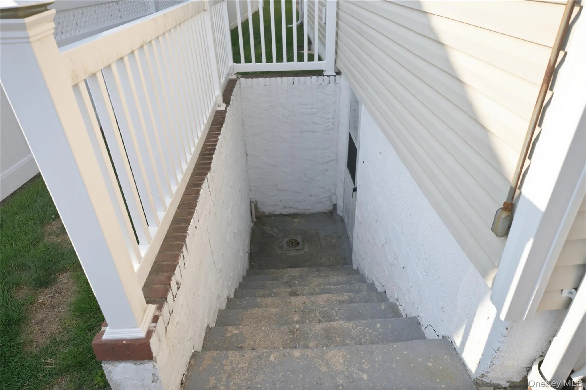 790 Woodside Drive, Hempstead, NY, 4 Bedrooms Bedrooms, 6 Rooms Rooms,2 BathroomsBathrooms,Residential,For Rent,Woodside,0,1026889 790 Woodside Drive, Hempstead, NY, 4 Bedrooms Bedrooms, 6 Rooms Rooms,2 BathroomsBathrooms,Residential,For Rent,Woodside,0,1026889