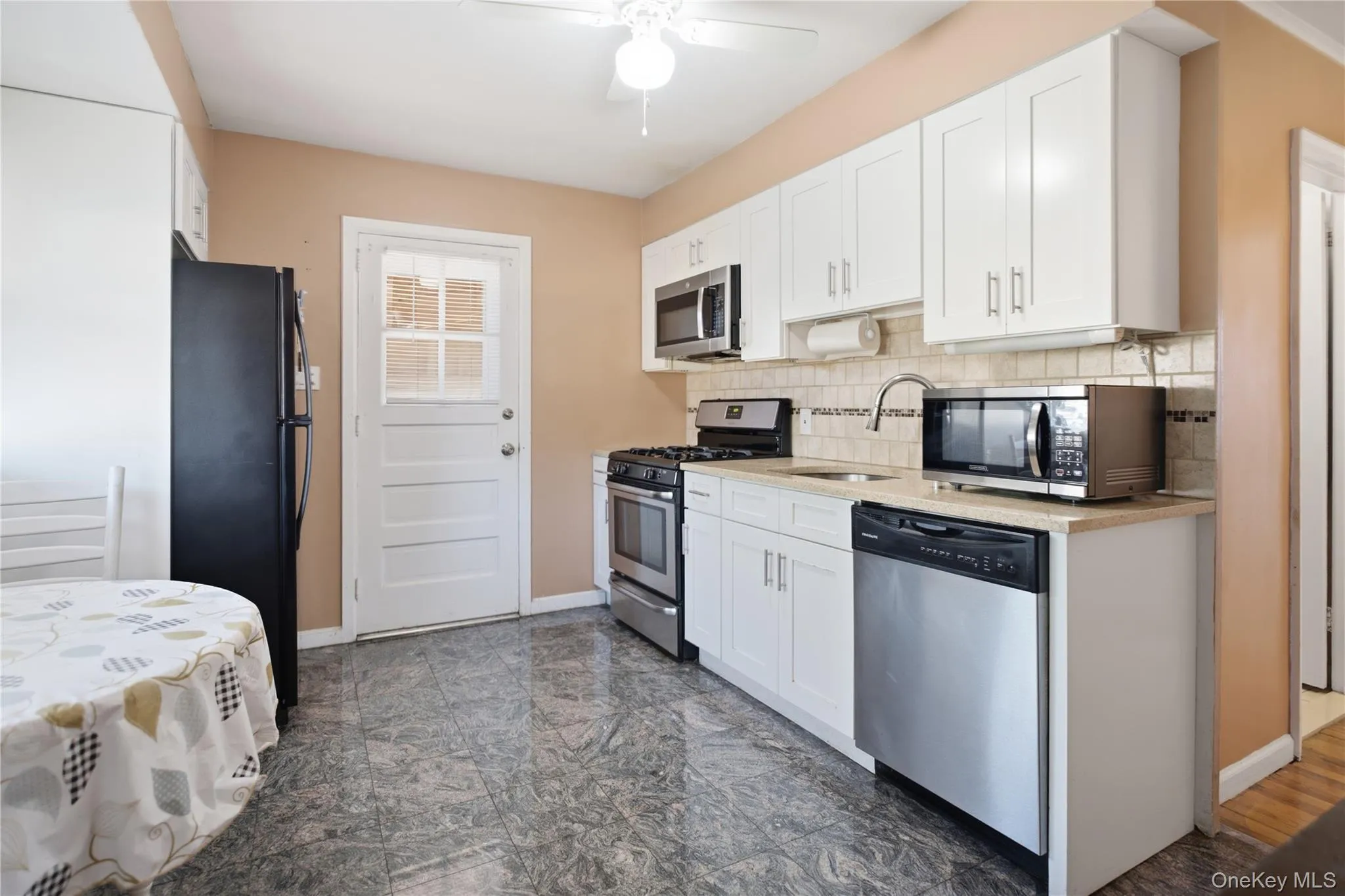 790 Woodside Drive, Hempstead, NY, 4 Bedrooms Bedrooms, 6 Rooms Rooms,2 BathroomsBathrooms,Residential,For Rent,Woodside,0,1026889 790 Woodside Drive, Hempstead, NY, 4 Bedrooms Bedrooms, 6 Rooms Rooms,2 BathroomsBathrooms,Residential,For Rent,Woodside,0,1026889