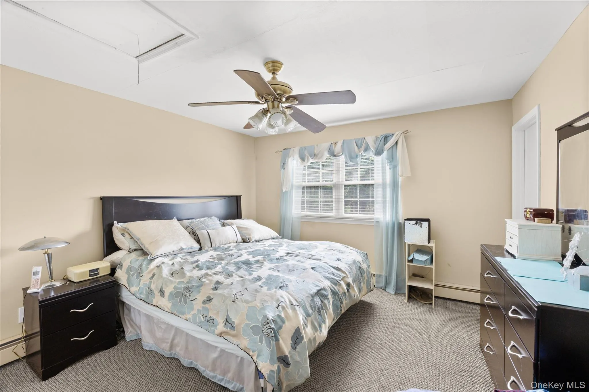11 Monitor Court, Brookhaven, NY, 3 Bedrooms Bedrooms, 6 Rooms Rooms,2 BathroomsBathrooms,Residential,For Rent,Monitor,0,1026890 11 Monitor Court, Brookhaven, NY, 3 Bedrooms Bedrooms, 6 Rooms Rooms,2 BathroomsBathrooms,Residential,For Rent,Monitor,0,1026890