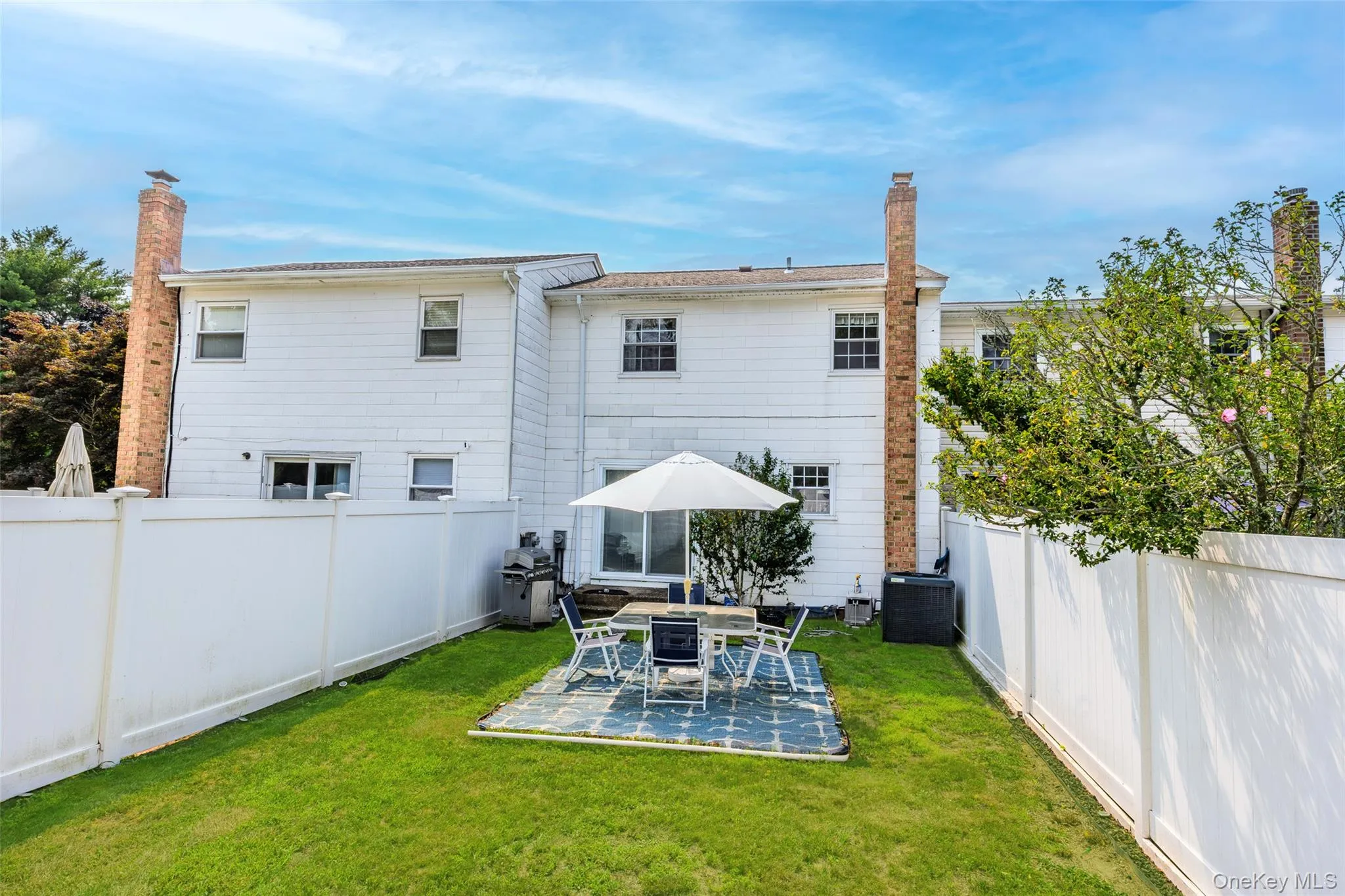 11 Monitor Court, Brookhaven, NY, 3 Bedrooms Bedrooms, 6 Rooms Rooms,2 BathroomsBathrooms,Residential,For Rent,Monitor,0,1026890 11 Monitor Court, Brookhaven, NY, 3 Bedrooms Bedrooms, 6 Rooms Rooms,2 BathroomsBathrooms,Residential,For Rent,Monitor,0,1026890