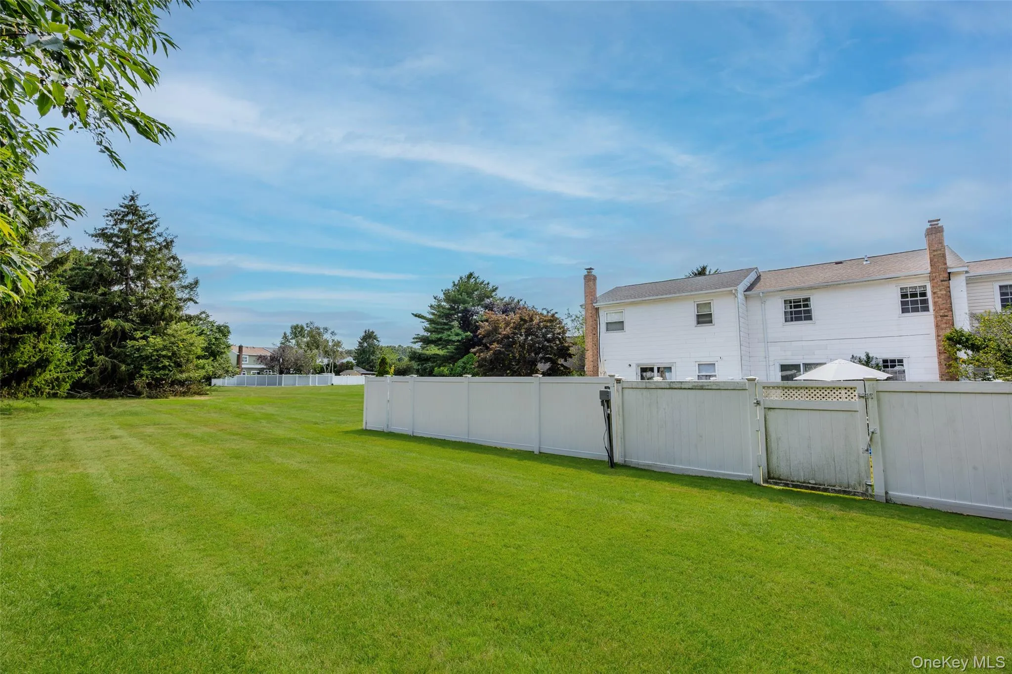 11 Monitor Court, Brookhaven, NY, 3 Bedrooms Bedrooms, 6 Rooms Rooms,2 BathroomsBathrooms,Residential,For Rent,Monitor,0,1026890 11 Monitor Court, Brookhaven, NY, 3 Bedrooms Bedrooms, 6 Rooms Rooms,2 BathroomsBathrooms,Residential,For Rent,Monitor,0,1026890