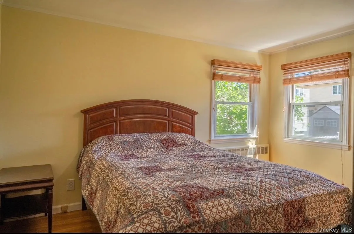 932 Cherry Lane, North Hempstead, NY, 4 Bedrooms Bedrooms, 8 Rooms Rooms,1 BathroomBathrooms,Residential,For Rent,Cherry,0,1026892 932 Cherry Lane, North Hempstead, NY, 4 Bedrooms Bedrooms, 8 Rooms Rooms,1 BathroomBathrooms,Residential,For Rent,Cherry,0,1026892