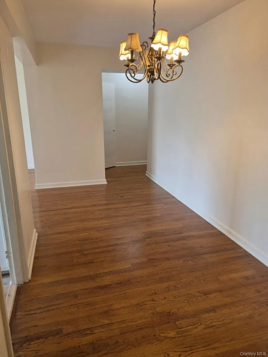 89-20 55 Avenue, New York, NY, 2 Bedrooms Bedrooms, 5 Rooms Rooms,1 BathroomBathrooms,Residential Lease,For Rent,55,0,1026893 89-20 55 Avenue, New York, NY, 2 Bedrooms Bedrooms, 5 Rooms Rooms,1 BathroomBathrooms,Residential Lease,For Rent,55,0,1026893