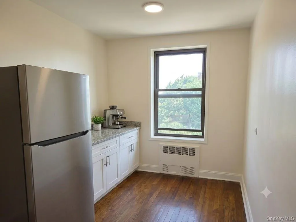 89-20 55 Avenue, New York, NY, 2 Bedrooms Bedrooms, 5 Rooms Rooms,1 BathroomBathrooms,Residential Lease,For Rent,55,0,1026893 89-20 55 Avenue, New York, NY, 2 Bedrooms Bedrooms, 5 Rooms Rooms,1 BathroomBathrooms,Residential Lease,For Rent,55,0,1026893