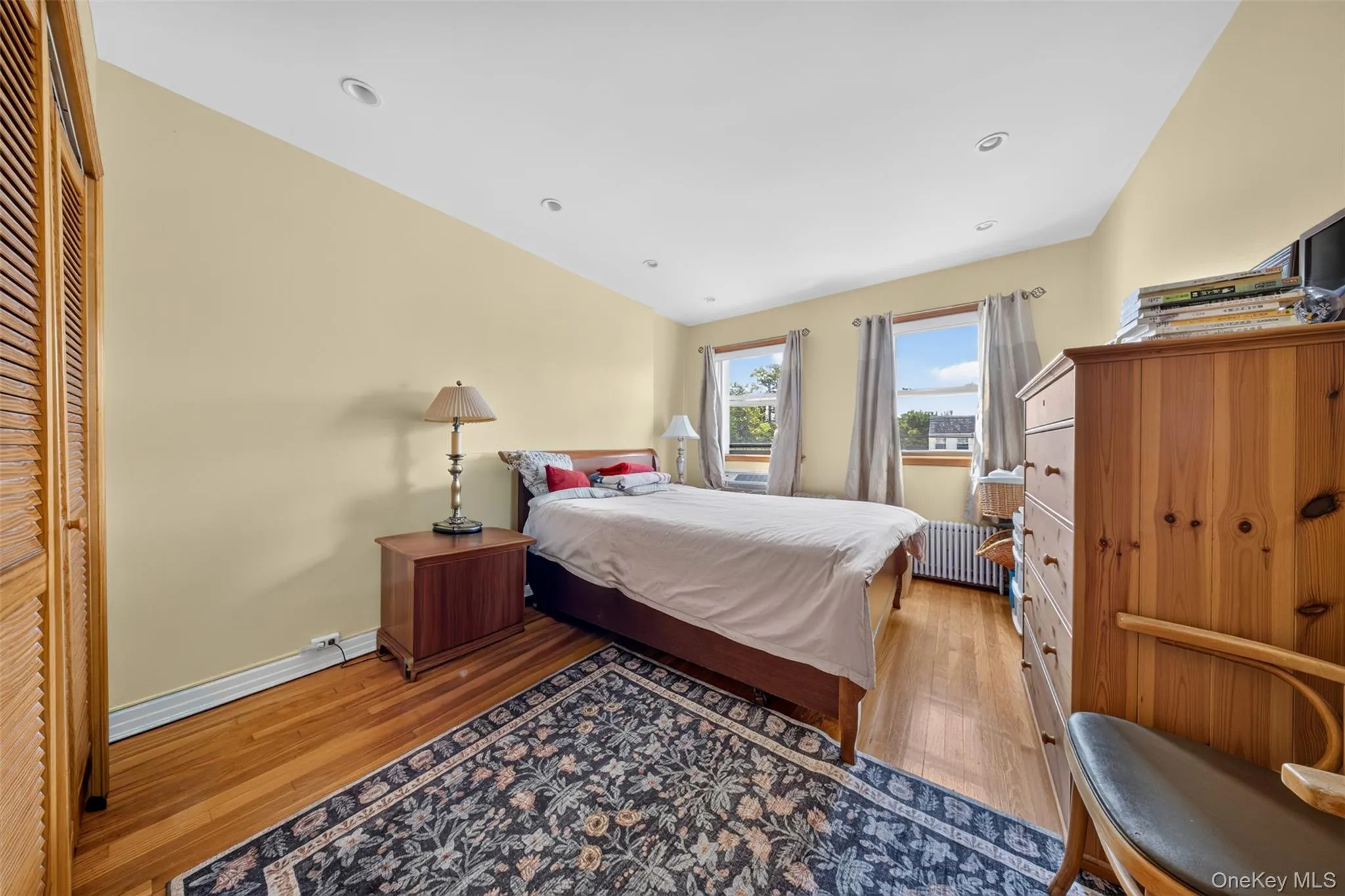 198-23 29th Avenue, New York, NY, 3 Bedrooms Bedrooms, 6 Rooms Rooms,2 BathroomsBathrooms,Residential,For Rent,29th,0,1026896 198-23 29th Avenue, New York, NY, 3 Bedrooms Bedrooms, 6 Rooms Rooms,2 BathroomsBathrooms,Residential,For Rent,29th,0,1026896
