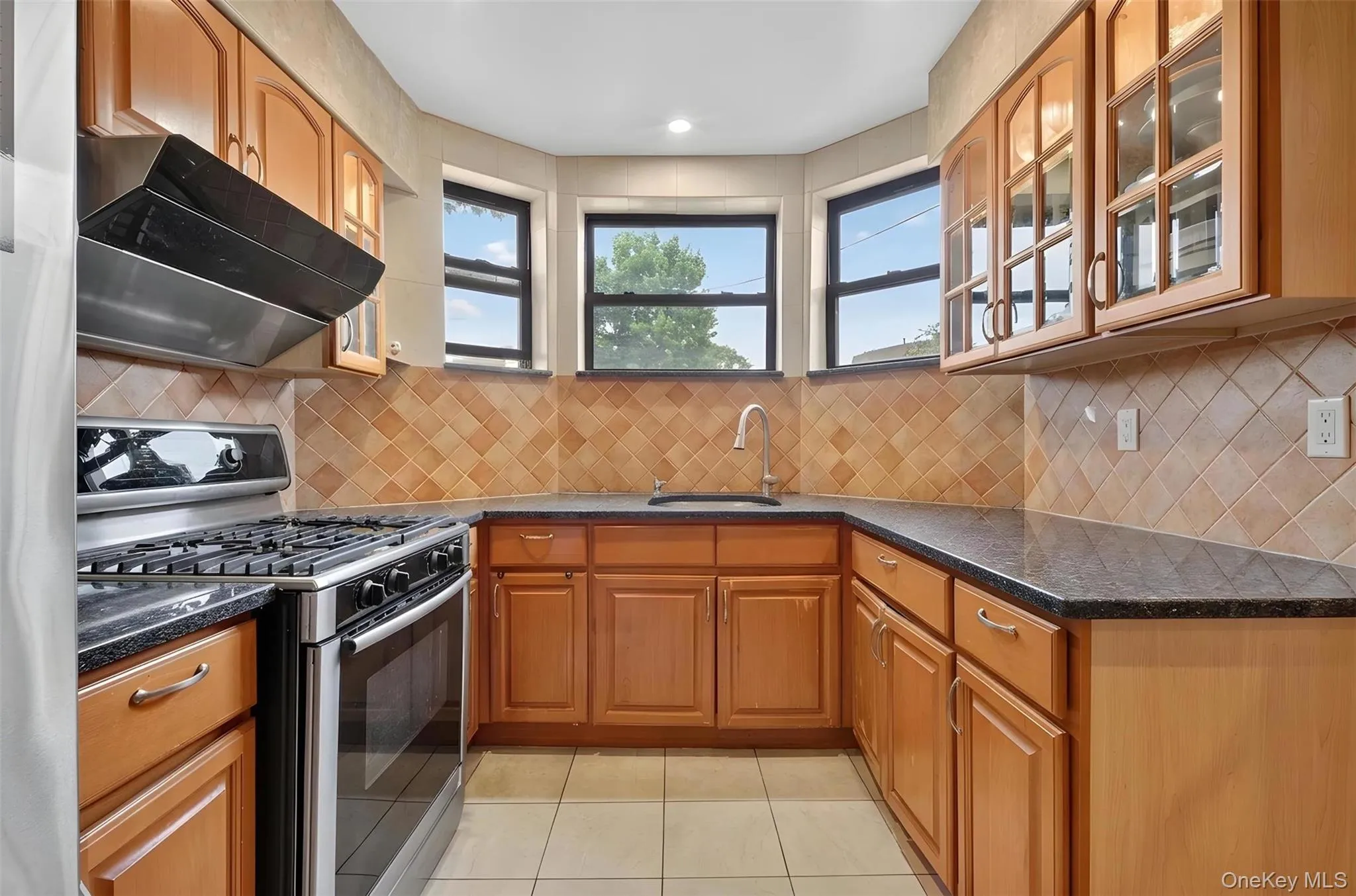 198-23 29th Avenue, New York, NY, 3 Bedrooms Bedrooms, 6 Rooms Rooms,2 BathroomsBathrooms,Residential,For Rent,29th,0,1026896 198-23 29th Avenue, New York, NY, 3 Bedrooms Bedrooms, 6 Rooms Rooms,2 BathroomsBathrooms,Residential,For Rent,29th,0,1026896