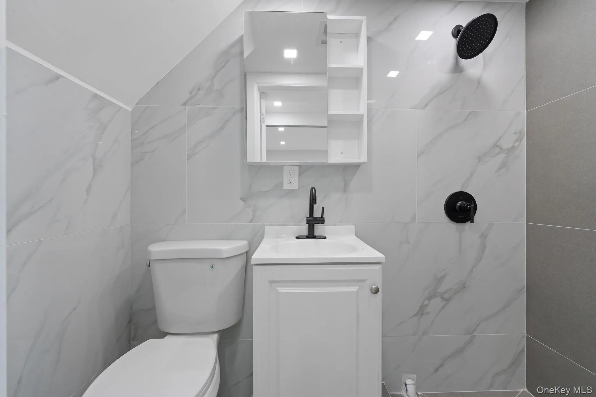 252 86th Street, New York, NY, 3 Bedrooms Bedrooms, 12 Rooms Rooms,2 BathroomsBathrooms,Residential,For Rent,86th,0,1026897 252 86th Street, New York, NY, 3 Bedrooms Bedrooms, 12 Rooms Rooms,2 BathroomsBathrooms,Residential,For Rent,86th,0,1026897