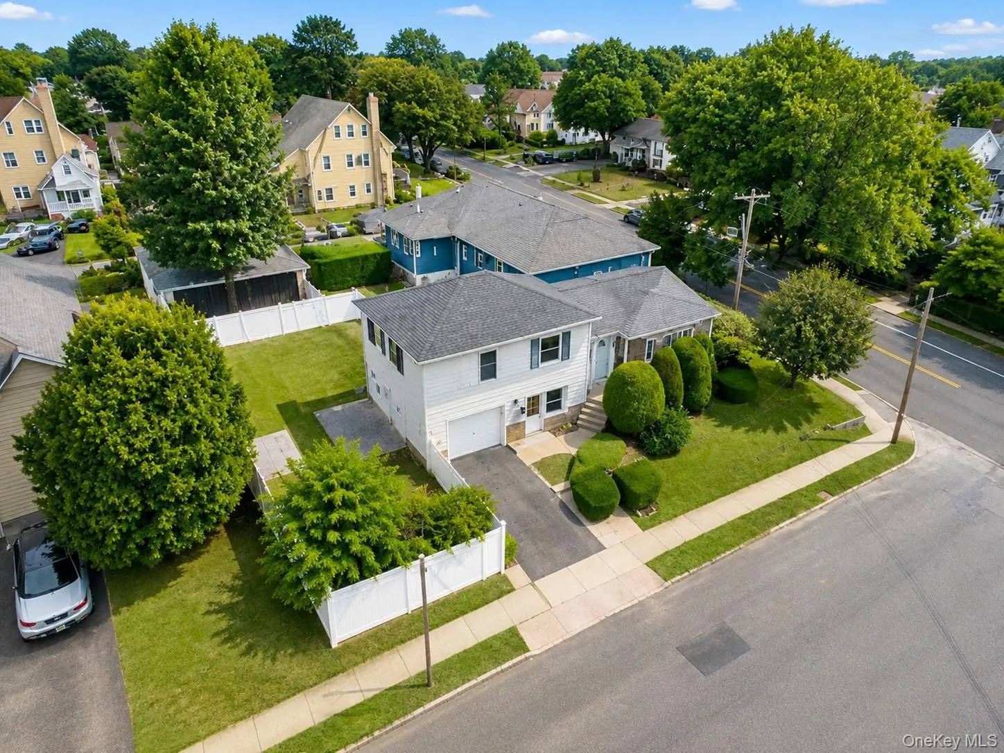 3 Soundview Street, New Rochelle, NY, 3 Bedrooms Bedrooms, 10 Rooms Rooms,2 BathroomsBathrooms,Residential,For Rent,Soundview,0,1026899 3 Soundview Street, New Rochelle, NY, 3 Bedrooms Bedrooms, 10 Rooms Rooms,2 BathroomsBathrooms,Residential,For Rent,Soundview,0,1026899