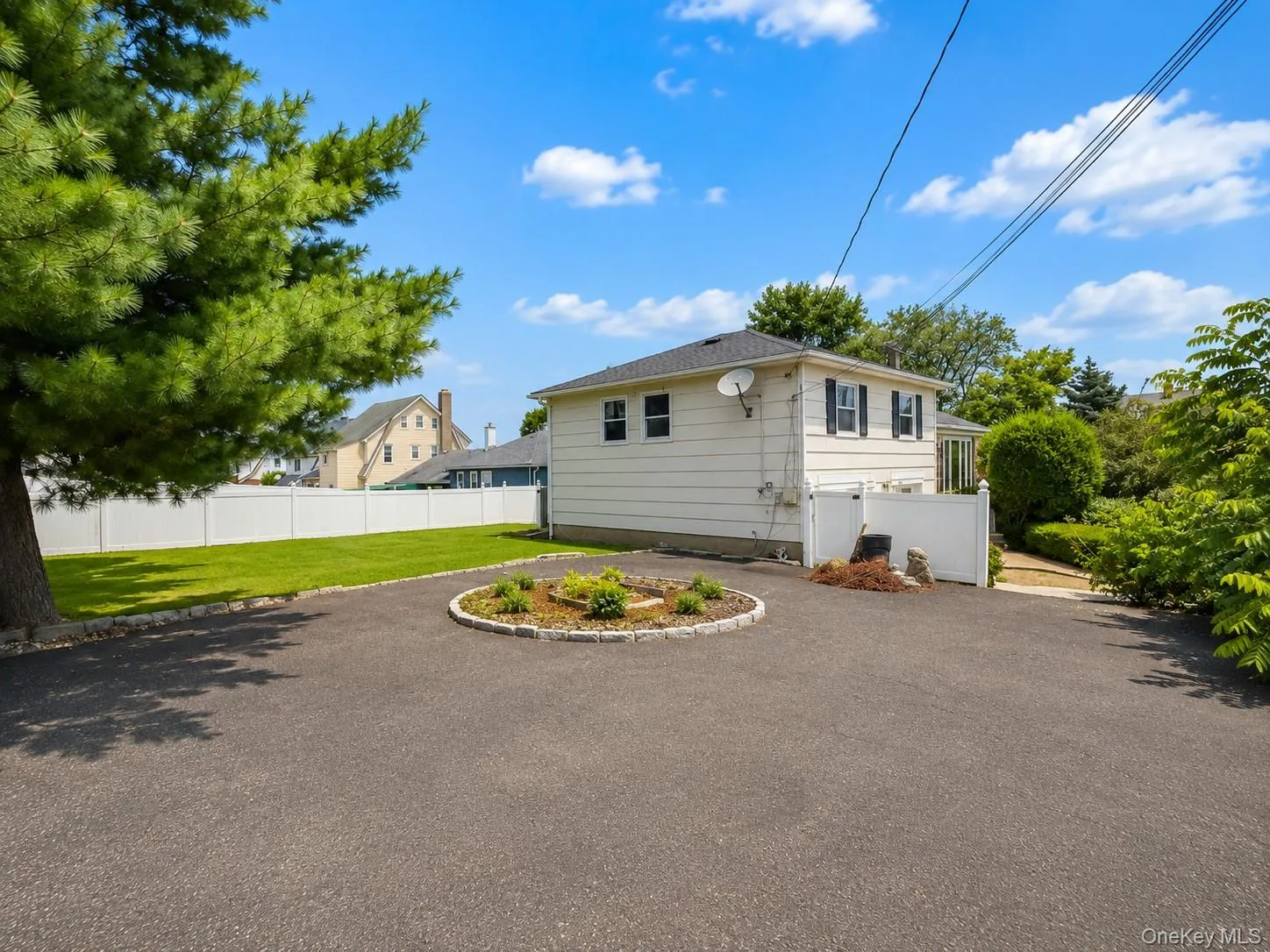 3 Soundview Street, New Rochelle, NY, 3 Bedrooms Bedrooms, 11 Rooms Rooms,3 BathroomsBathrooms,Residential,For Rent,Soundview,0,1026899 3 Soundview Street, New Rochelle, NY, 3 Bedrooms Bedrooms, 11 Rooms Rooms,3 BathroomsBathrooms,Residential,For Rent,Soundview,0,1026899