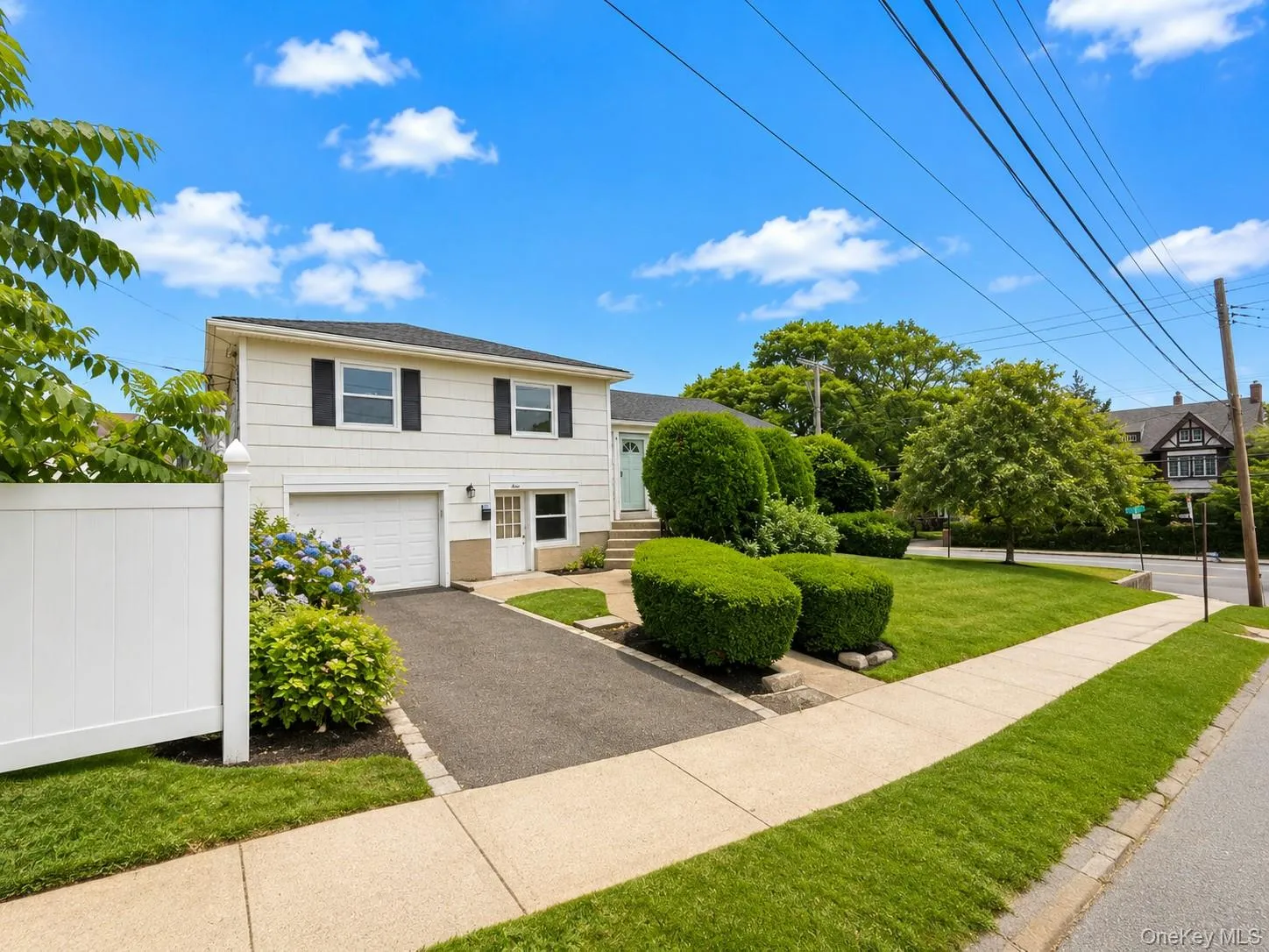 3 Soundview Street, New Rochelle, NY, 3 Bedrooms Bedrooms, 11 Rooms Rooms,3 BathroomsBathrooms,Residential,For Rent,Soundview,0,1026899 3 Soundview Street, New Rochelle, NY, 3 Bedrooms Bedrooms, 11 Rooms Rooms,3 BathroomsBathrooms,Residential,For Rent,Soundview,0,1026899