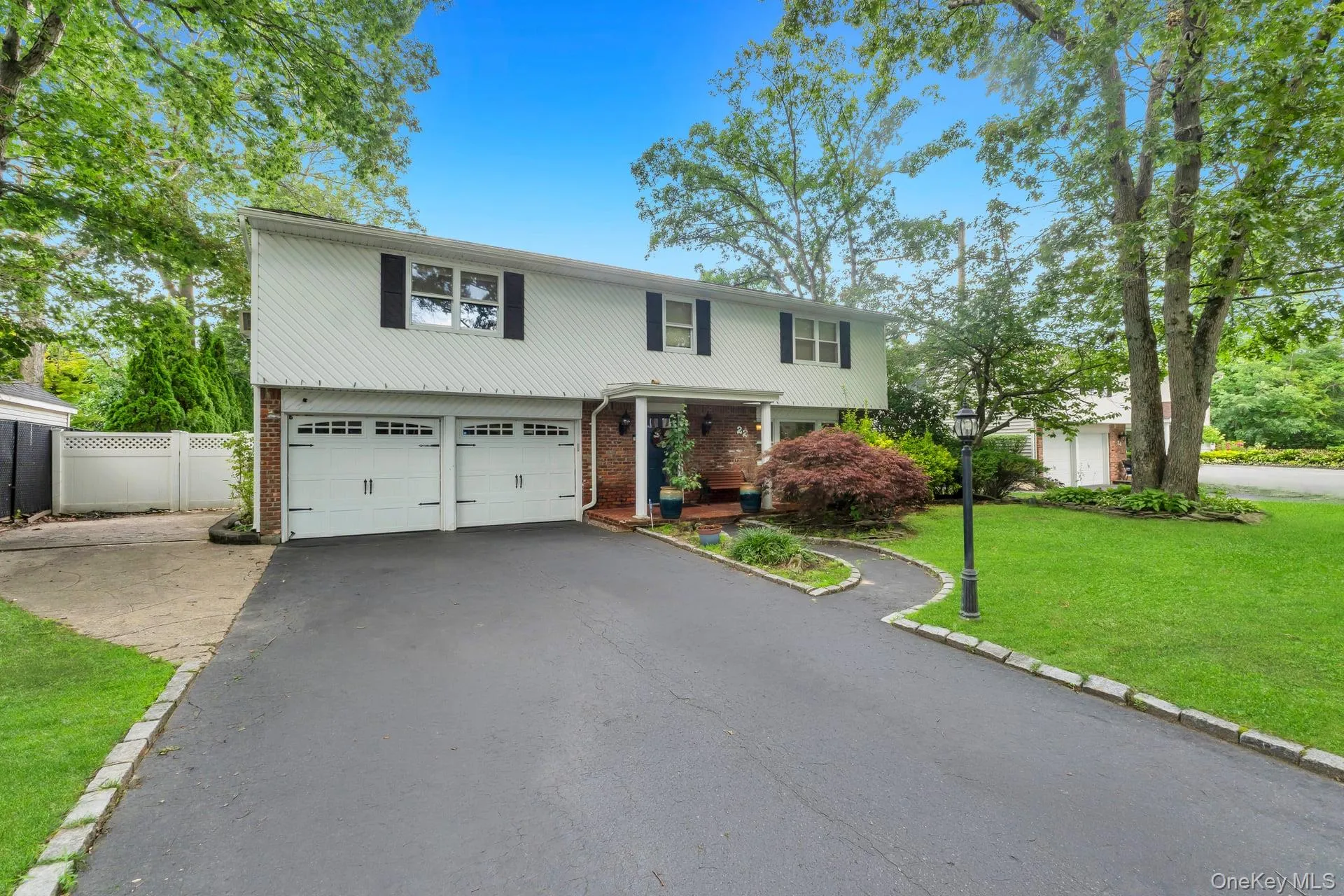 22 Cornelia Lane, Smithtown, NY, 4 Bedrooms Bedrooms, 8 Rooms Rooms,3 BathroomsBathrooms,Residential,For Rent,Cornelia,0,1026900 22 Cornelia Lane, Smithtown, NY, 4 Bedrooms Bedrooms, 8 Rooms Rooms,3 BathroomsBathrooms,Residential,For Rent,Cornelia,0,1026900