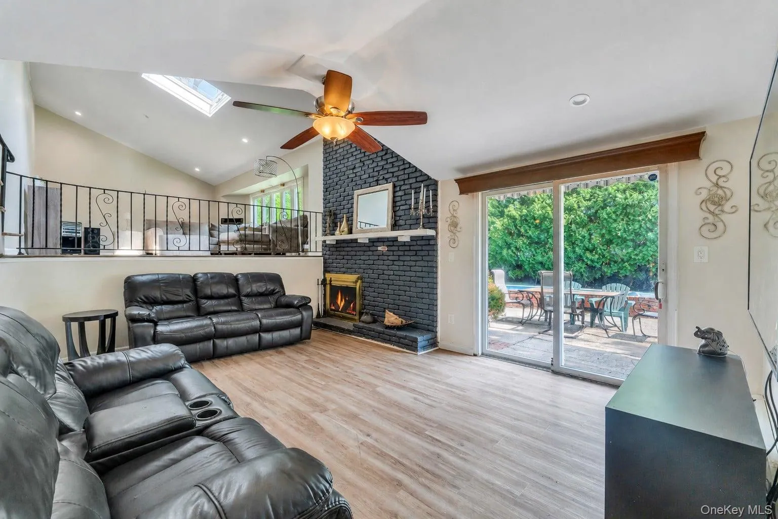 22 Cornelia Lane, Smithtown, NY, 4 Bedrooms Bedrooms, 8 Rooms Rooms,3 BathroomsBathrooms,Residential,For Rent,Cornelia,0,1026900 22 Cornelia Lane, Smithtown, NY, 4 Bedrooms Bedrooms, 8 Rooms Rooms,3 BathroomsBathrooms,Residential,For Rent,Cornelia,0,1026900