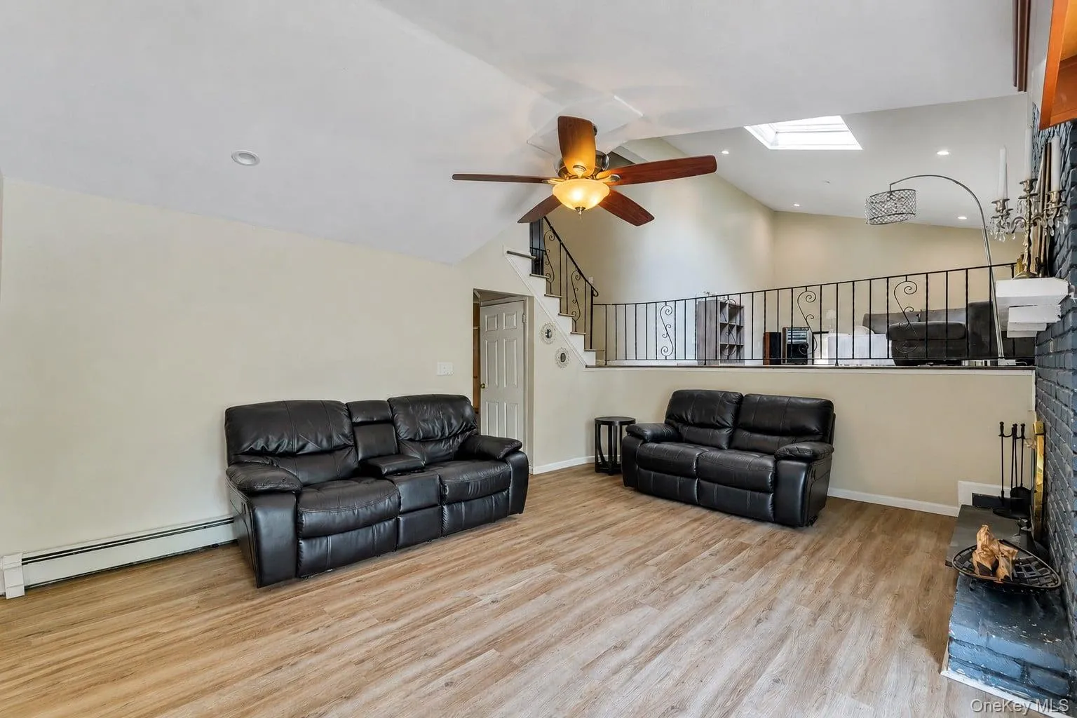 22 Cornelia Lane, Smithtown, NY, 4 Bedrooms Bedrooms, 8 Rooms Rooms,3 BathroomsBathrooms,Residential,For Rent,Cornelia,0,1026900 22 Cornelia Lane, Smithtown, NY, 4 Bedrooms Bedrooms, 8 Rooms Rooms,3 BathroomsBathrooms,Residential,For Rent,Cornelia,0,1026900