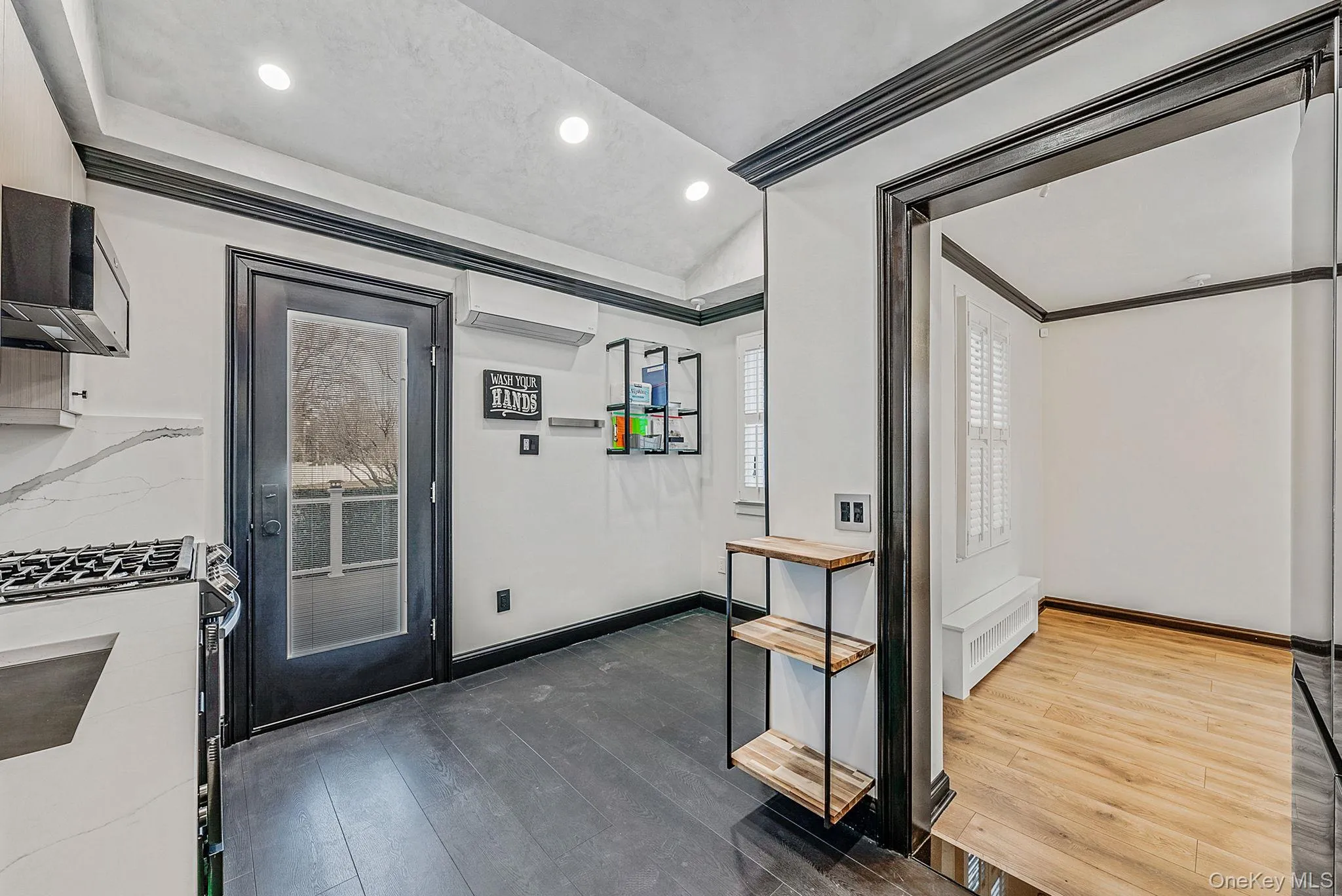 32 Everett, Hempstead, NY, 3 Bedrooms Bedrooms, 6 Rooms Rooms,1 BathroomBathrooms,Residential,For Rent,Everett,0,1026908 32 Everett, Hempstead, NY, 3 Bedrooms Bedrooms, 6 Rooms Rooms,1 BathroomBathrooms,Residential,For Rent,Everett,0,1026908