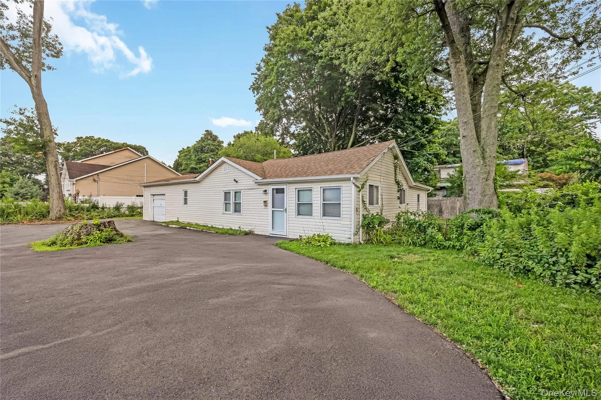 20 Buchanan Avenue, Babylon, NY, 3 Bedrooms Bedrooms, 6 Rooms Rooms,1 BathroomBathrooms,Residential,For Rent,Buchanan,0,1026909 20 Buchanan Avenue, Babylon, NY, 3 Bedrooms Bedrooms, 6 Rooms Rooms,1 BathroomBathrooms,Residential,For Rent,Buchanan,0,1026909