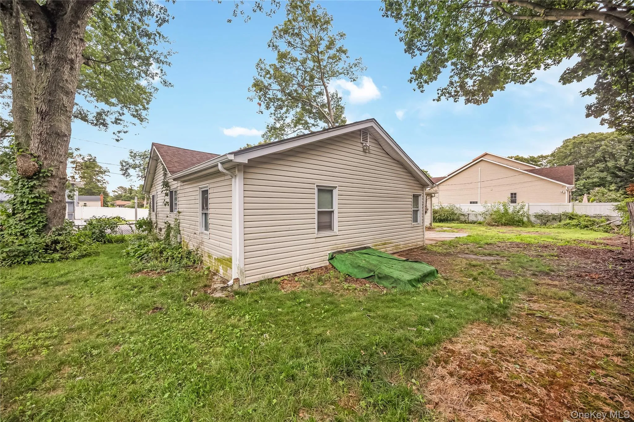 20 Buchanan Avenue, Babylon, NY, 3 Bedrooms Bedrooms, 6 Rooms Rooms,1 BathroomBathrooms,Residential,For Rent,Buchanan,0,1026909 20 Buchanan Avenue, Babylon, NY, 3 Bedrooms Bedrooms, 6 Rooms Rooms,1 BathroomBathrooms,Residential,For Rent,Buchanan,0,1026909